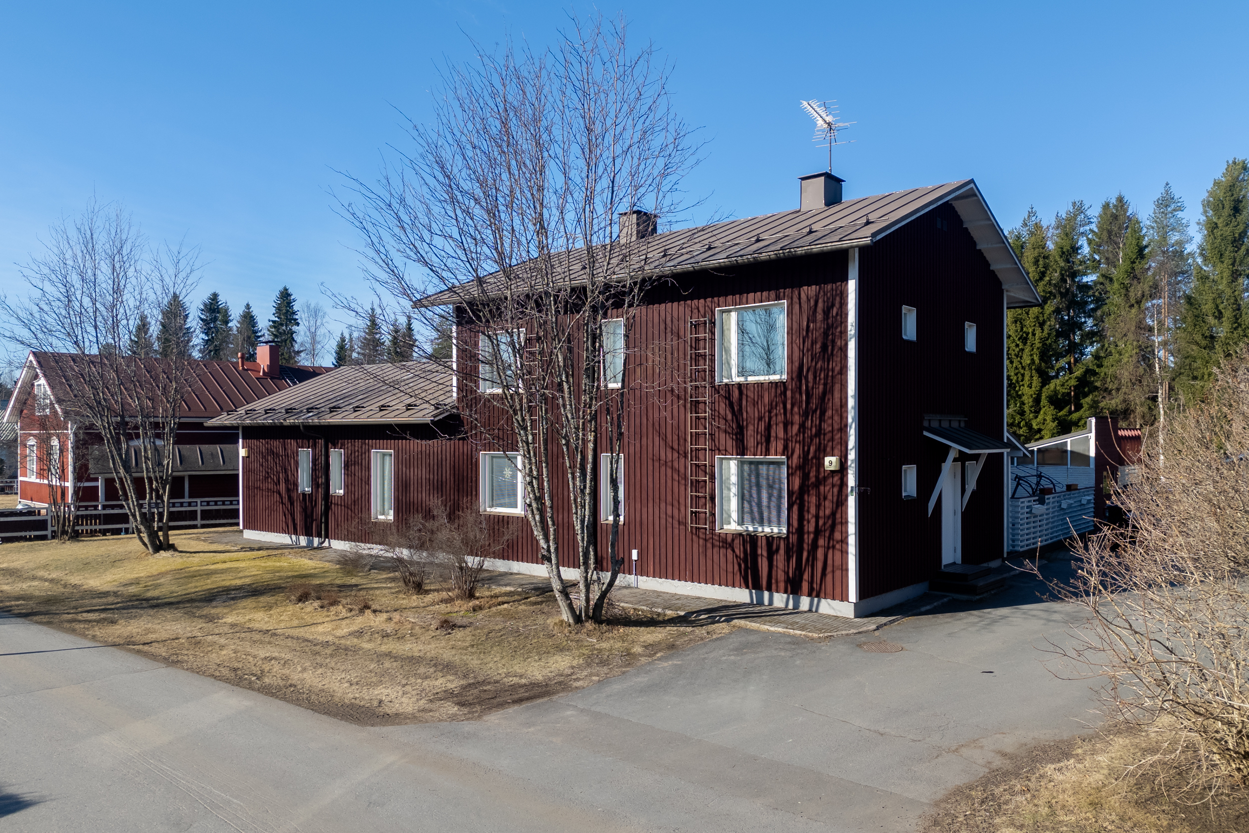 Karviaistie 9, Herukkakangas, Oulu