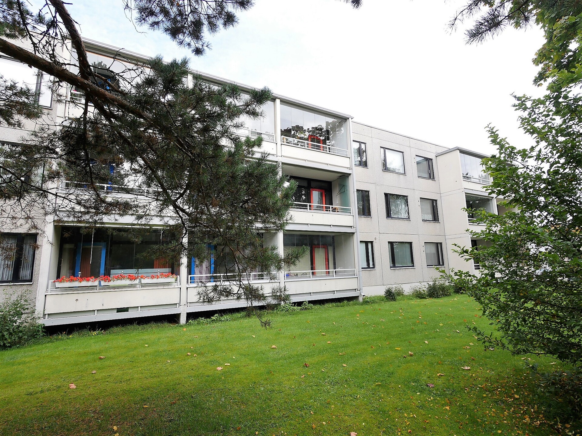 Kauriintie 4, Siltamäki, Helsinki