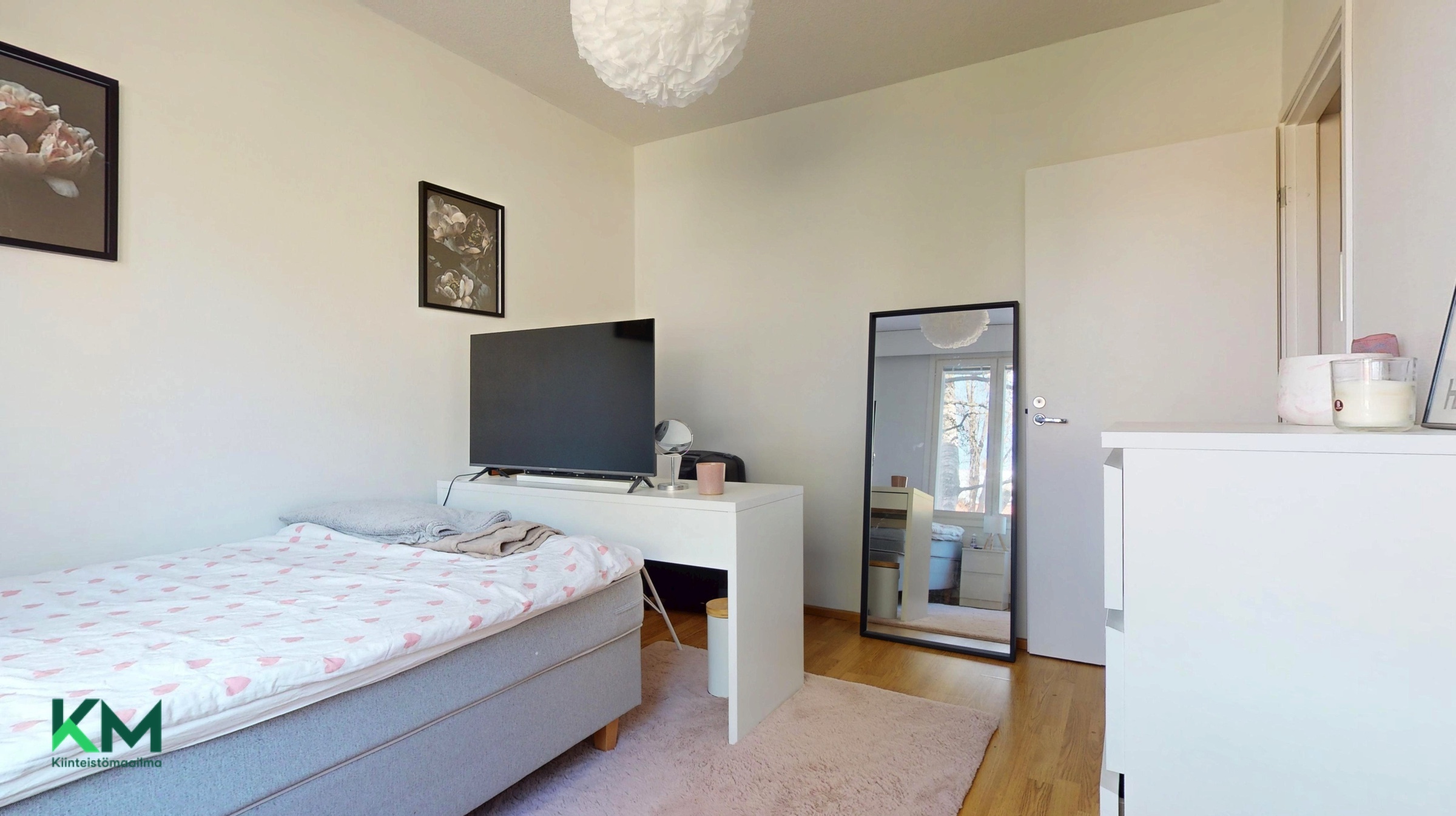 Kirvesmiehenkatu 5, Keskusta, Vaasa