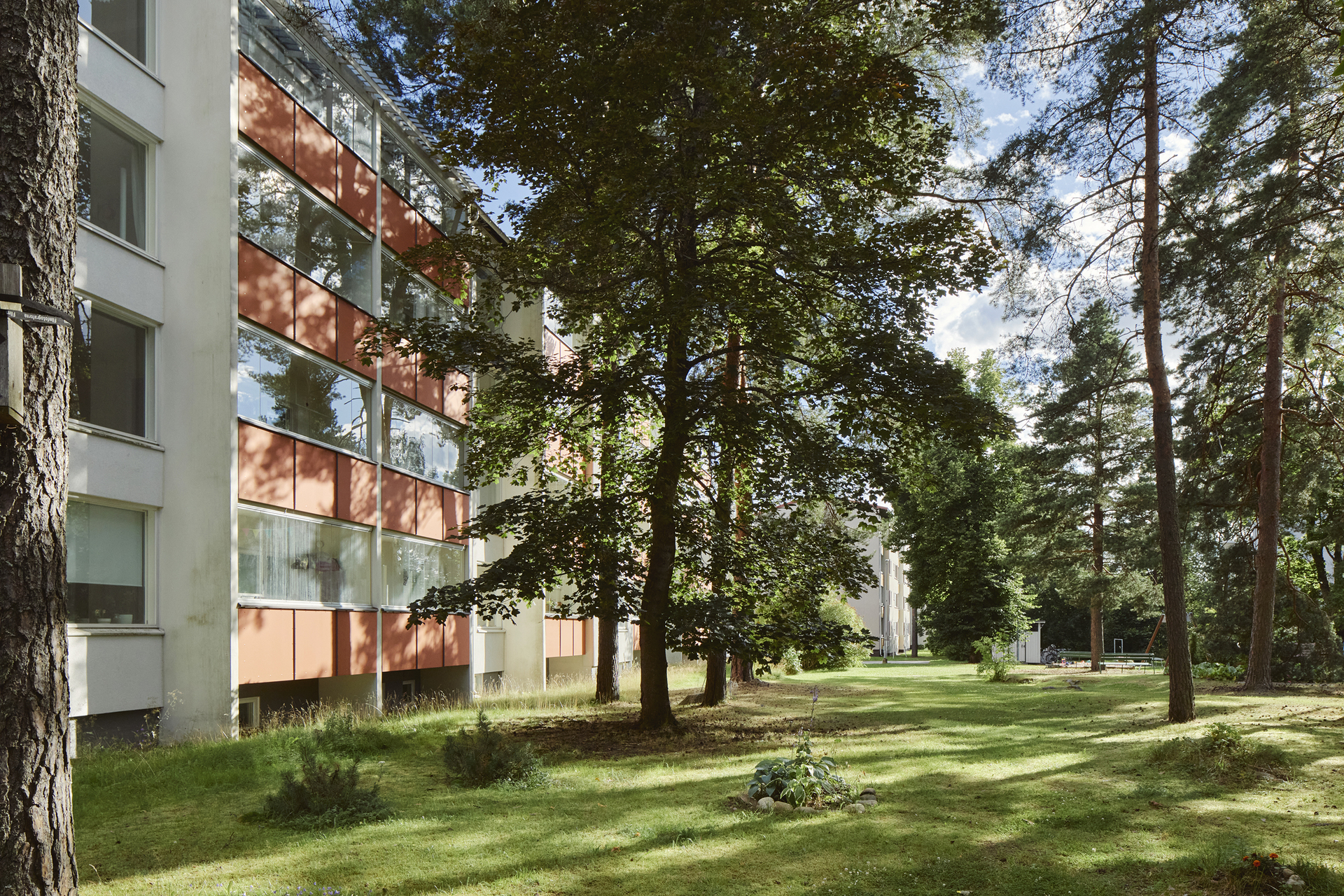 Lumikintie 3, Roihuvuori, Helsinki