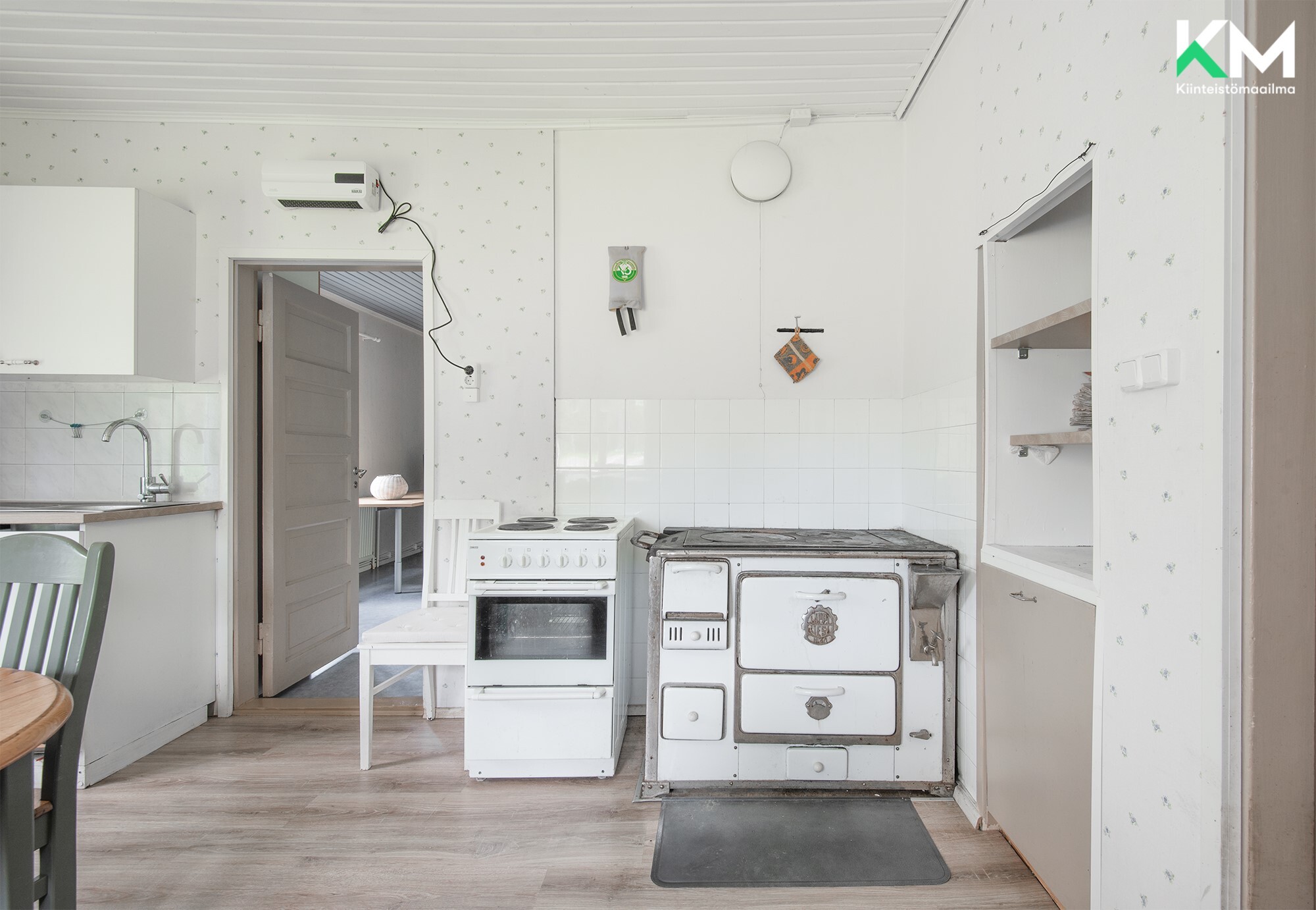 Niinijärventie 3, Vehmaa