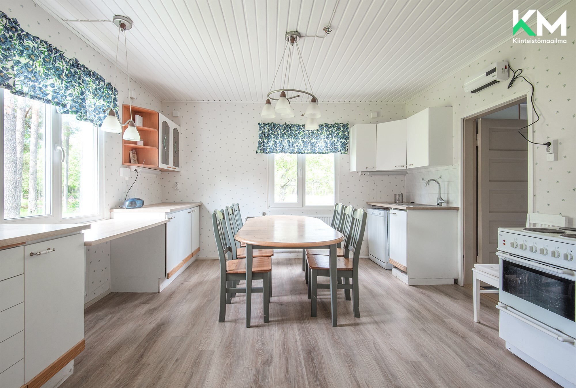 Niinijärventie 3, Vehmaa