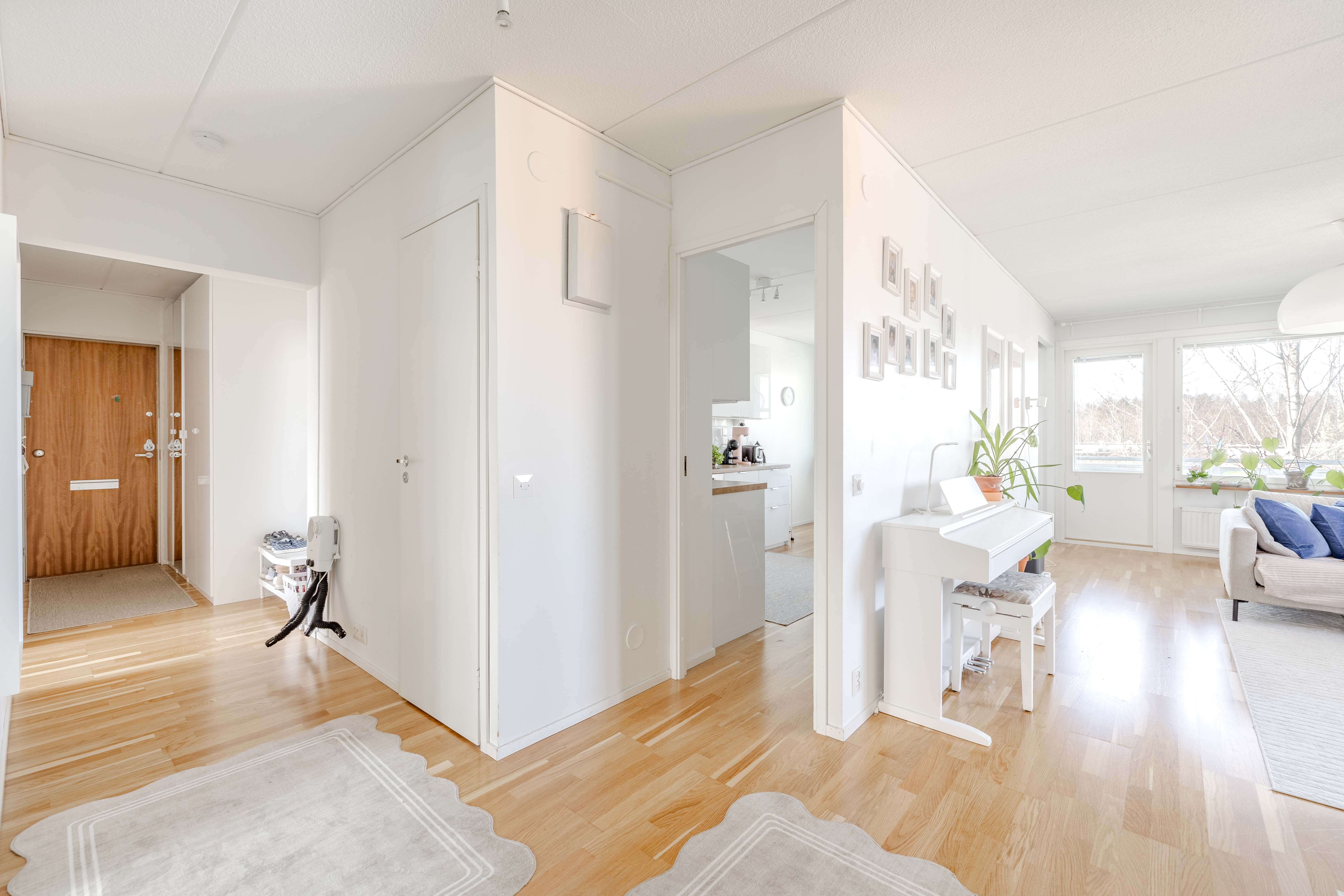 Vaakamestarinpolku 4, Helsinki