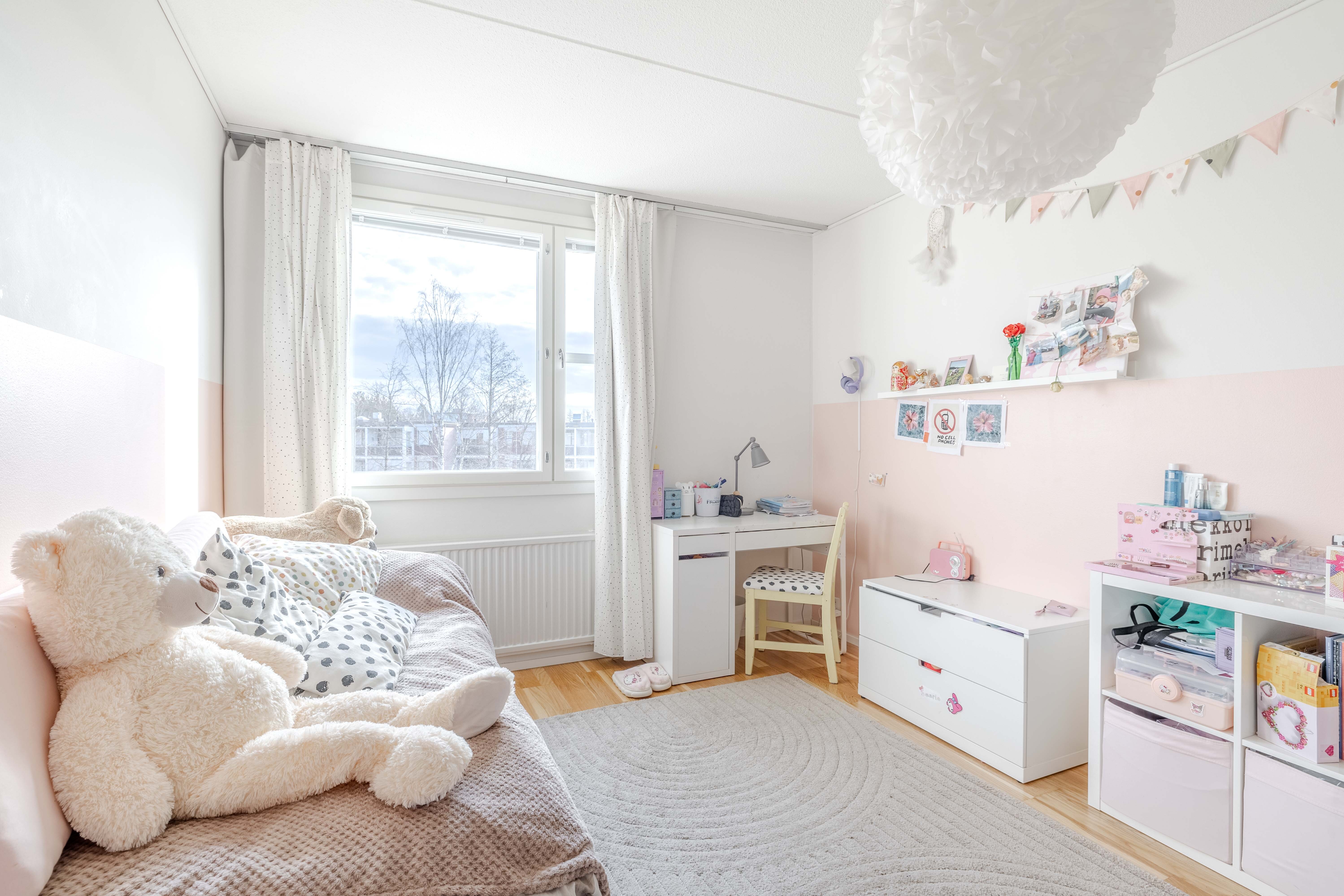 Vaakamestarinpolku 4, Helsinki