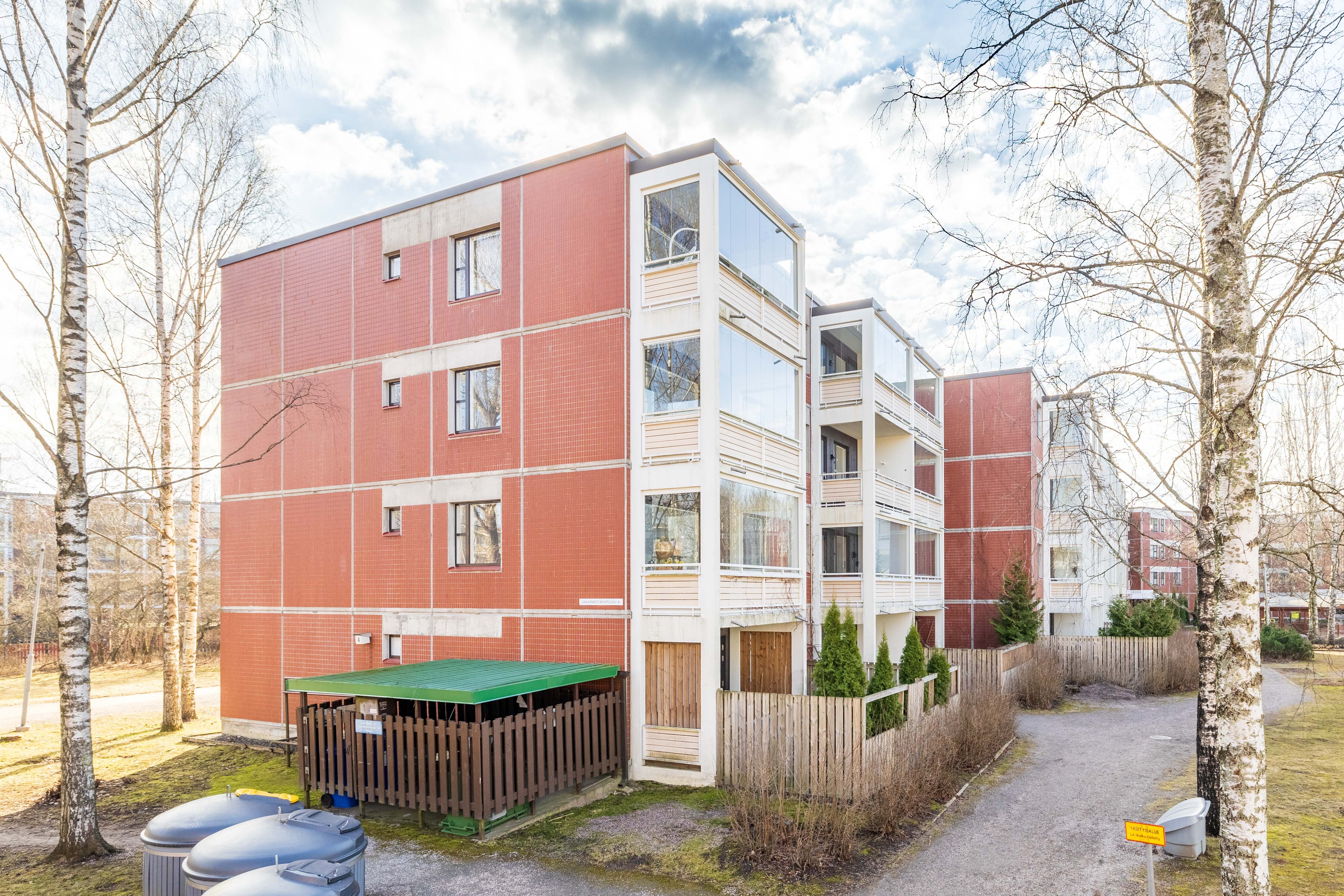 Vaakamestarinpolku 4, Helsinki