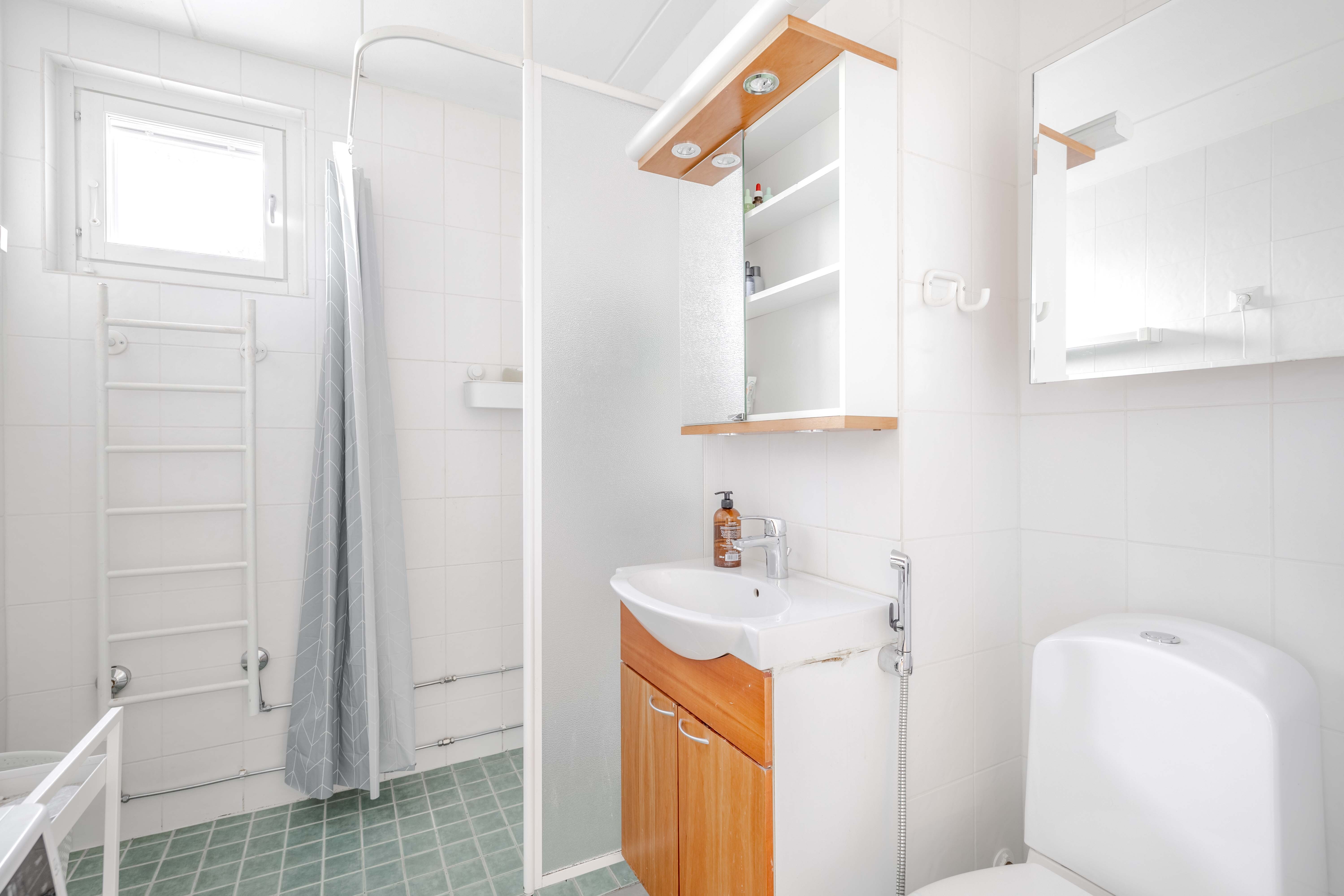 Vaakamestarinpolku 4, Helsinki