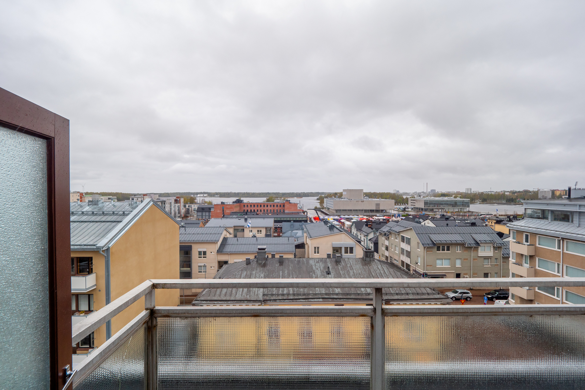 Kauppurienkatu 8, Keskusta, Oulu