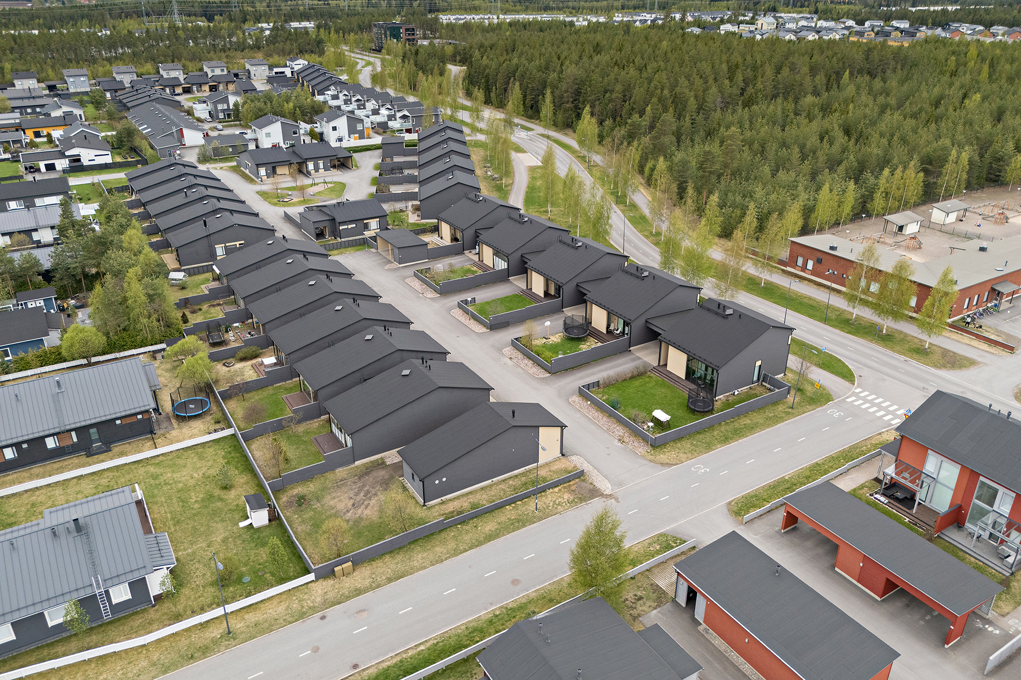 Juoksulenkki 31, Kivikkokangas, Oulu