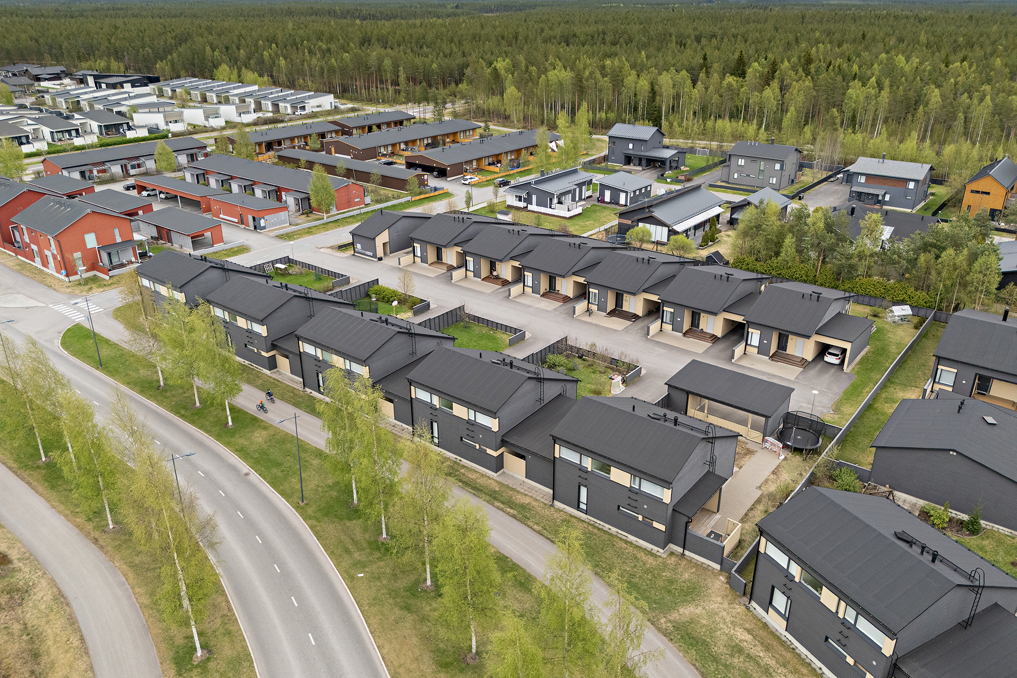Juoksulenkki 31, Kivikkokangas, Oulu