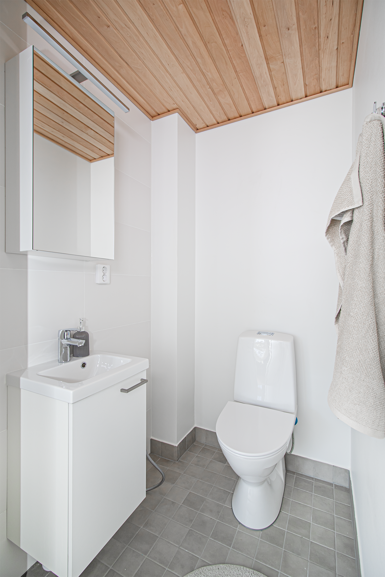Erillinen wc.