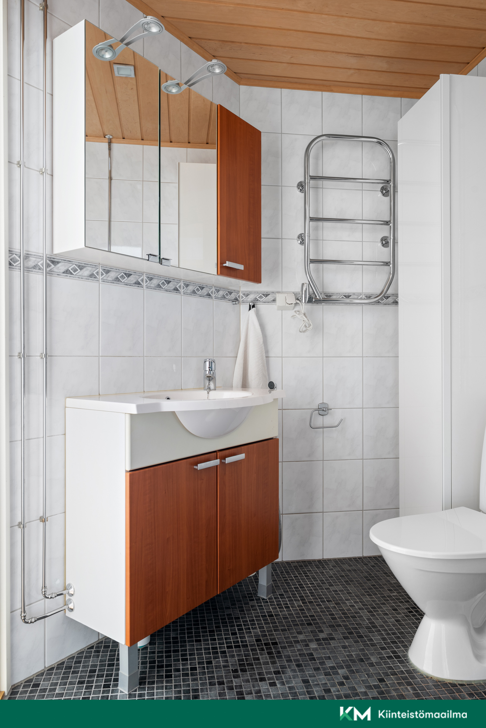 Kastanjakuja 2, Pähkinärinne, Vantaa