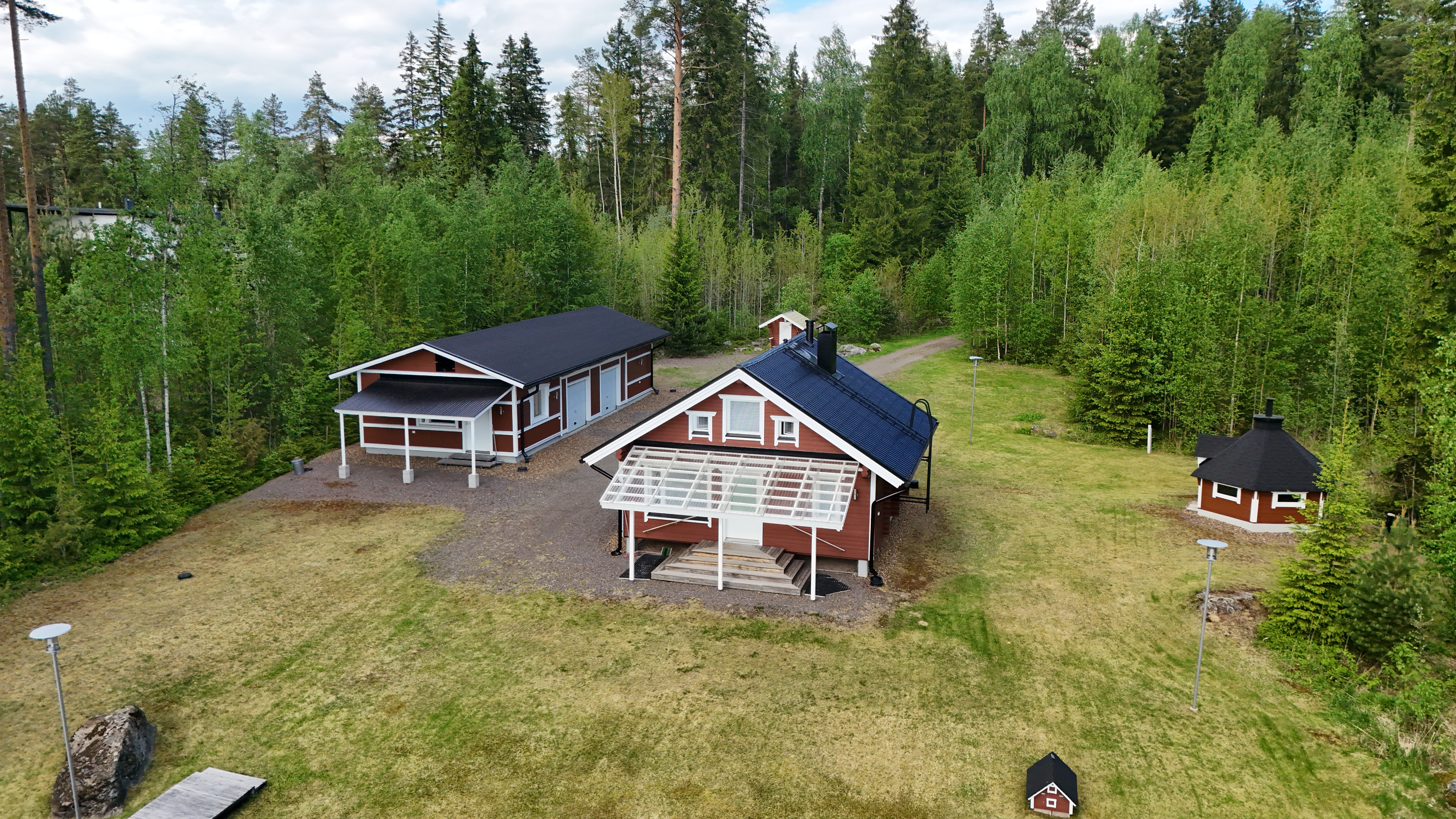 Halkoniementie 52, Leppävirta
