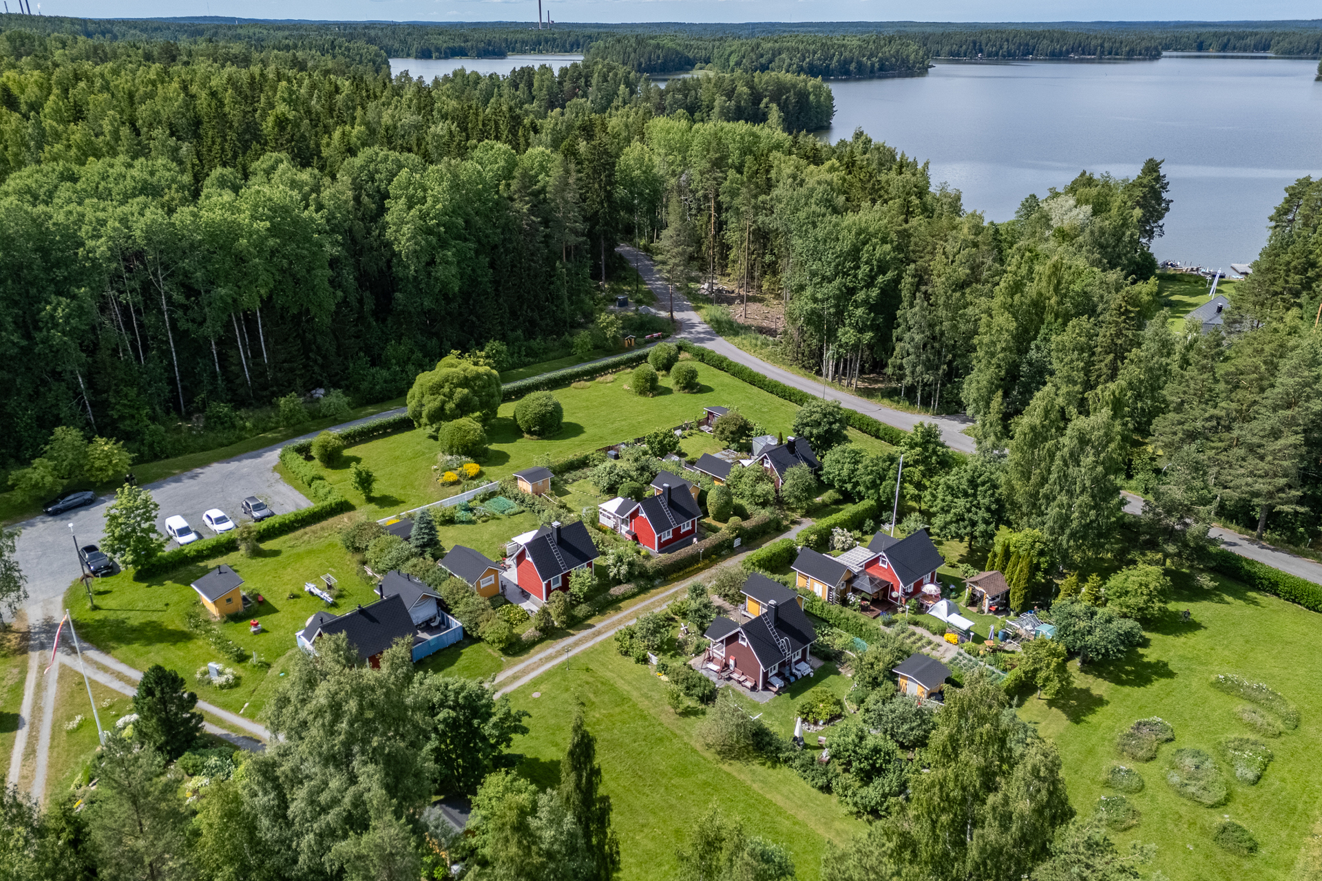 Valmarintie 74, Koivuniemi, Valkeakoski
