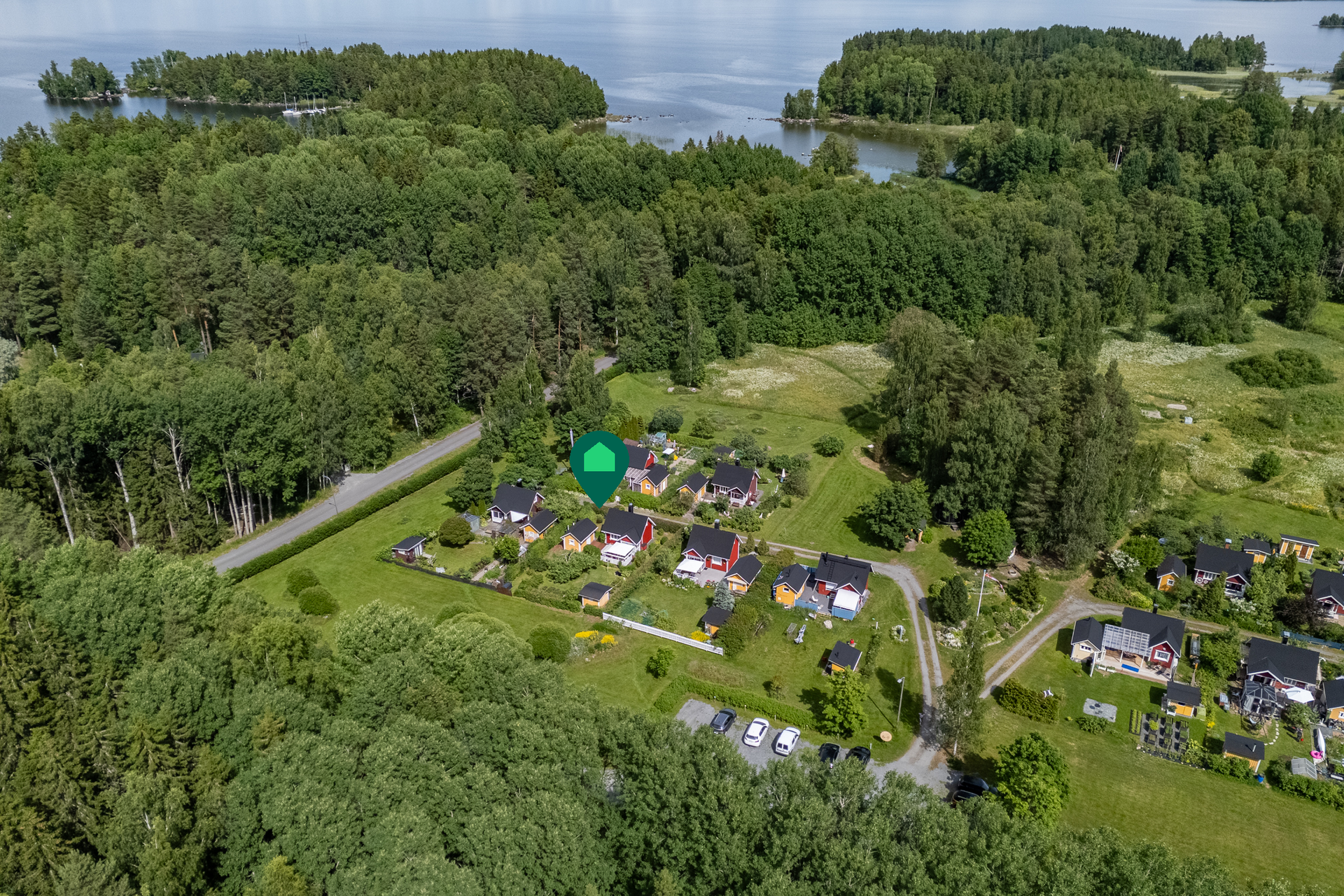 Valmarintie 74, Koivuniemi, Valkeakoski