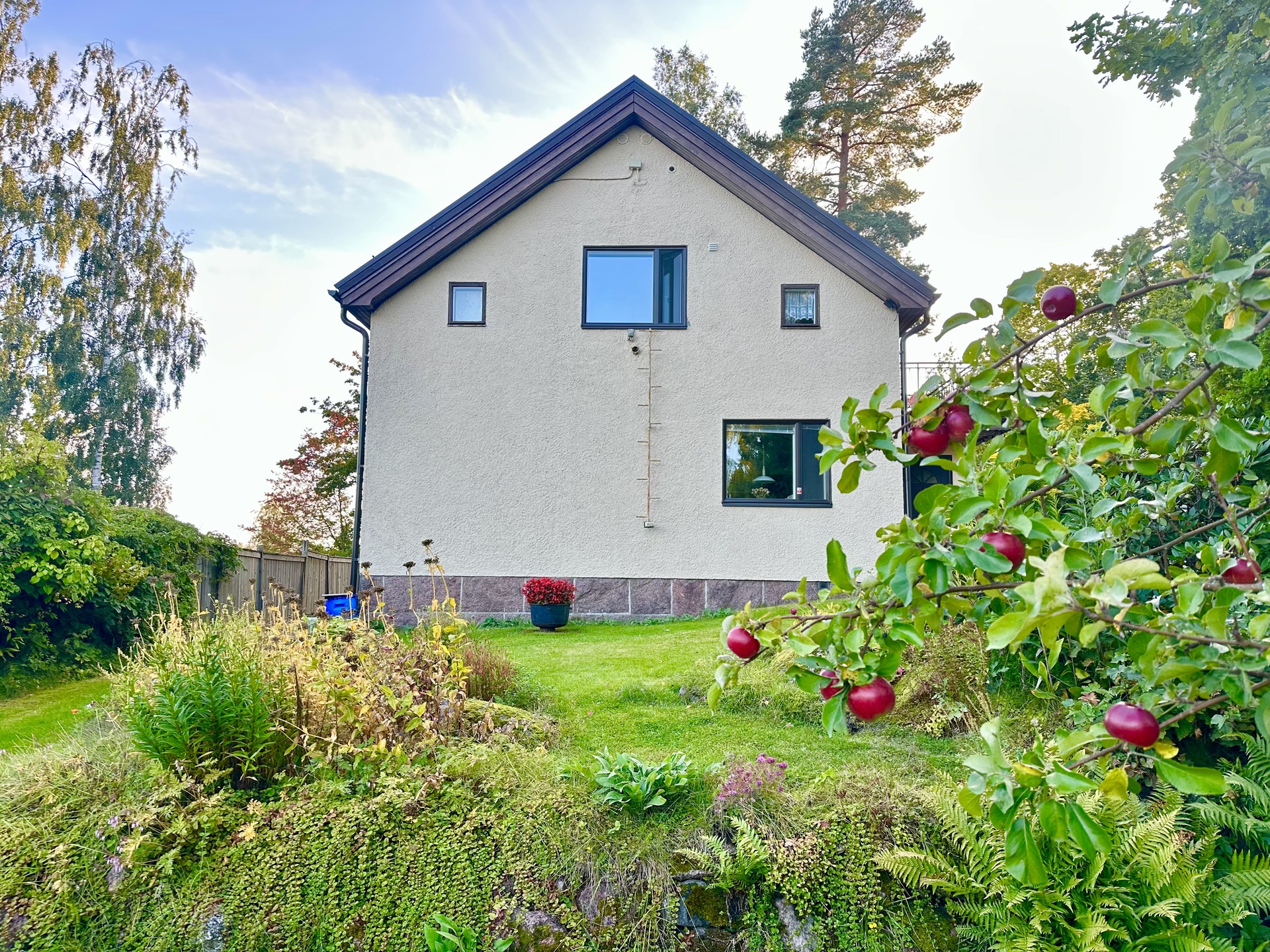 Kolmas huvilatie 4 , Laaksolahti, Espoo