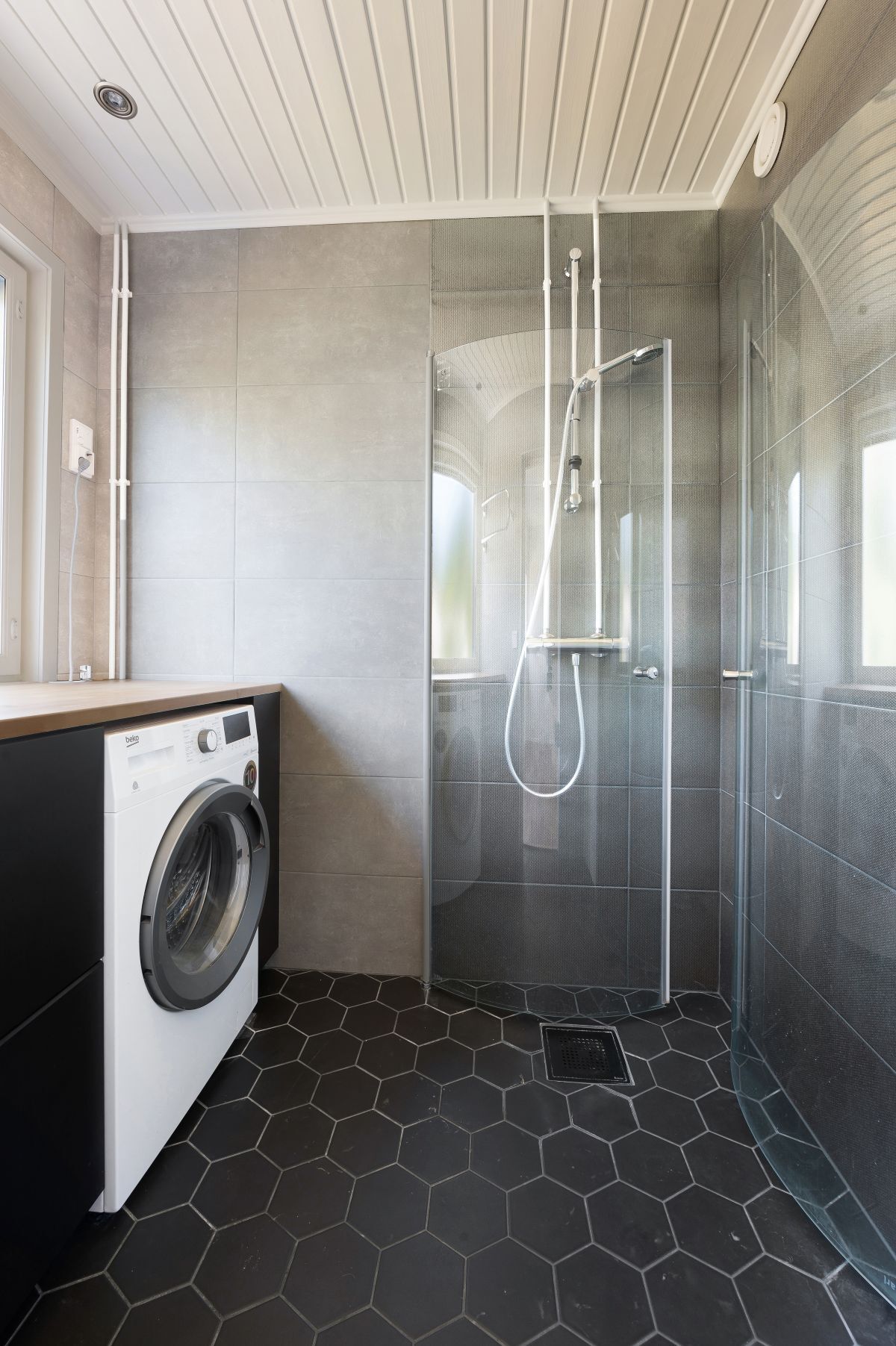 Metsästystie 11, Raasepori