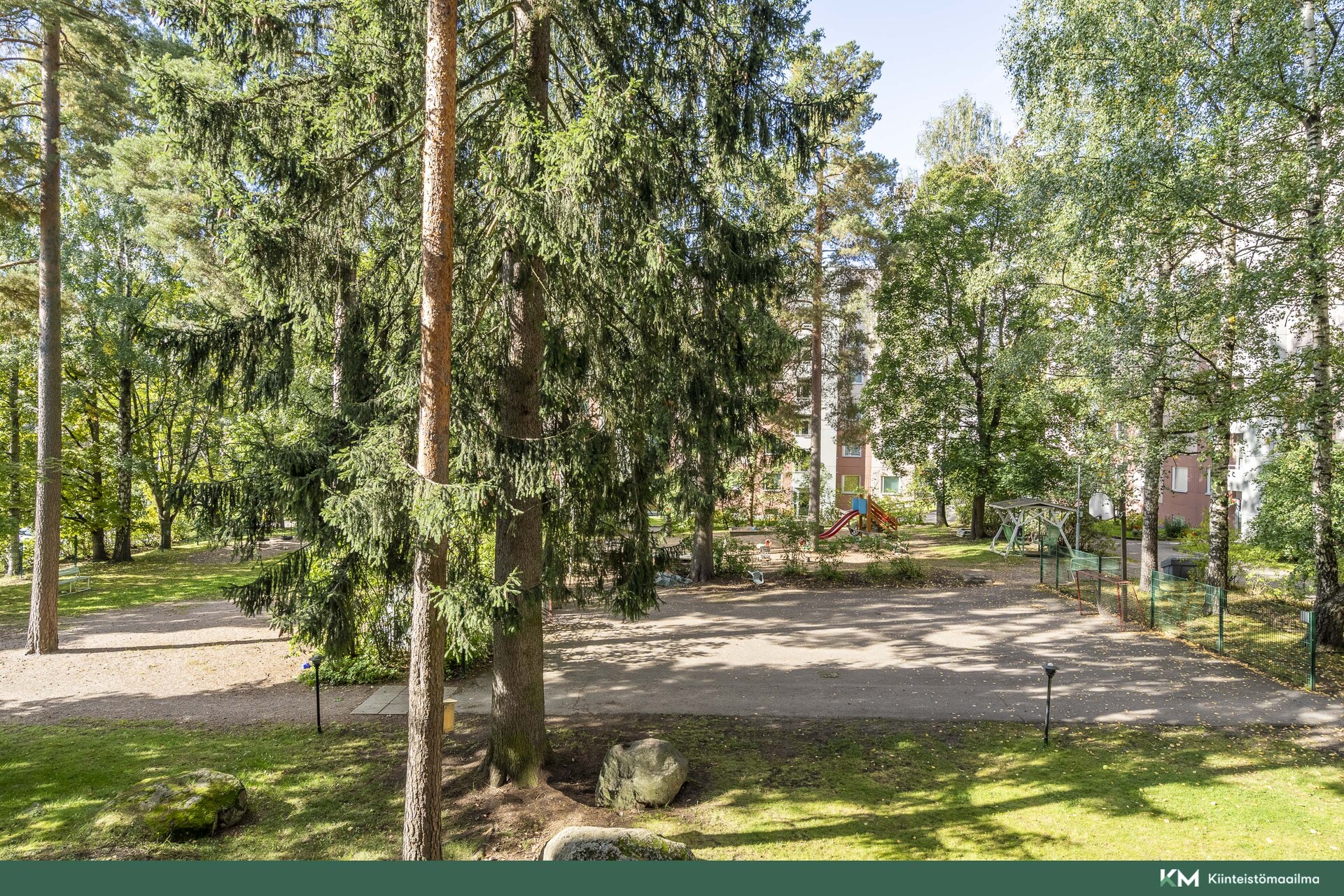 Laajaniityntie 10, Martinlaakso, Vantaa