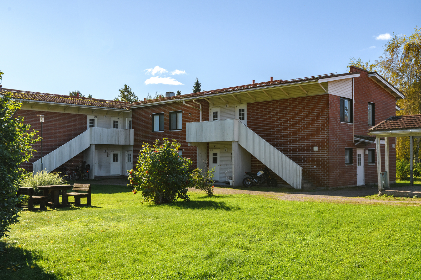 Hiirenhäntä 2-4, Klaukkala, Nurmijärvi