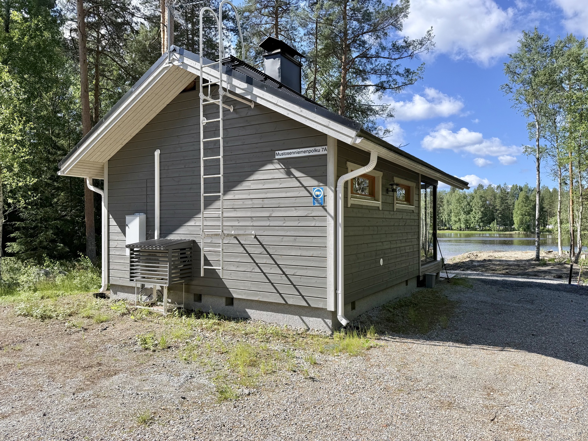 Mustosenniemenpolku 7 , Sotkamo