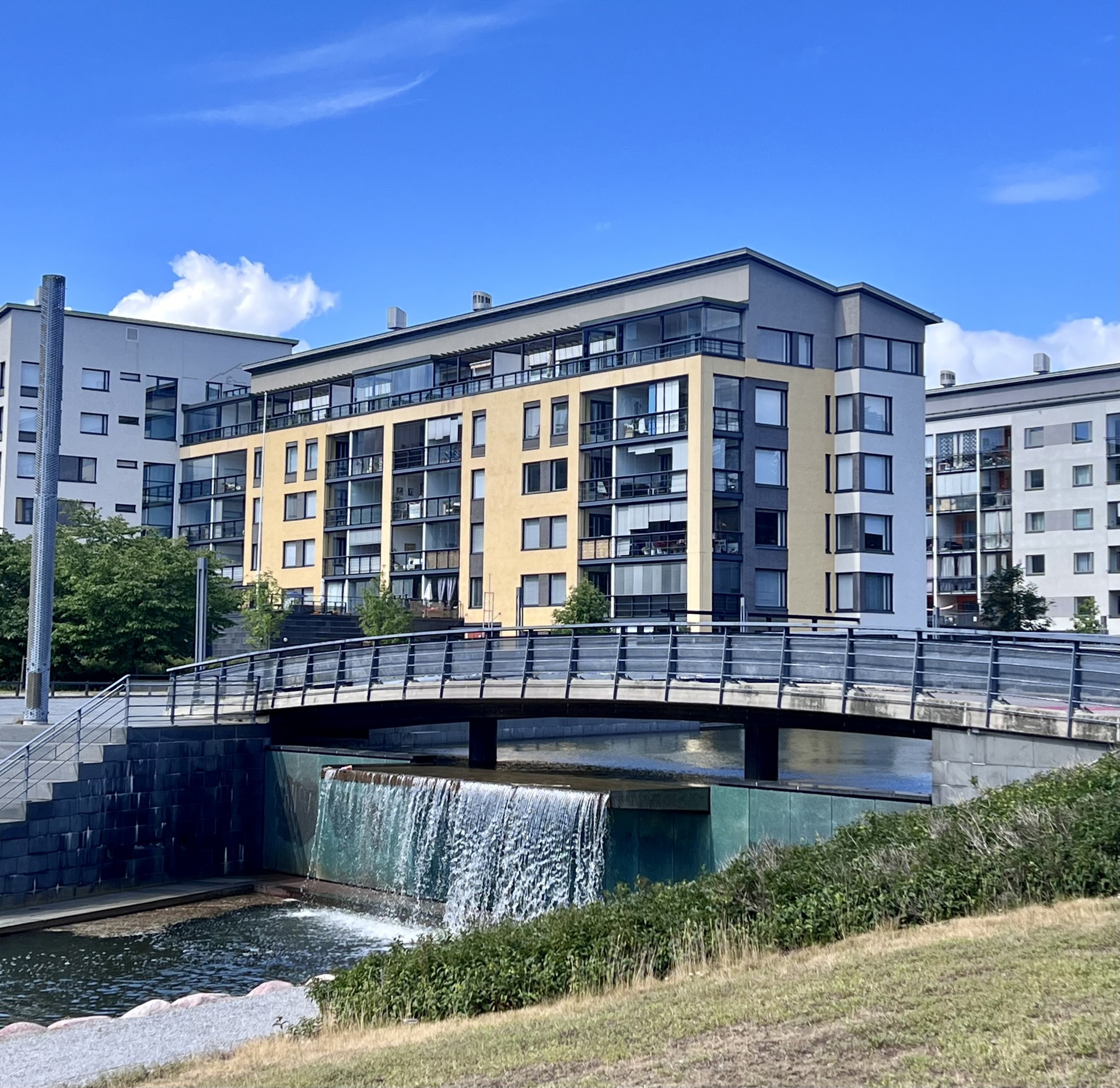 Aurinkotuulenkatu 10, Aurinkolahti, Helsinki
