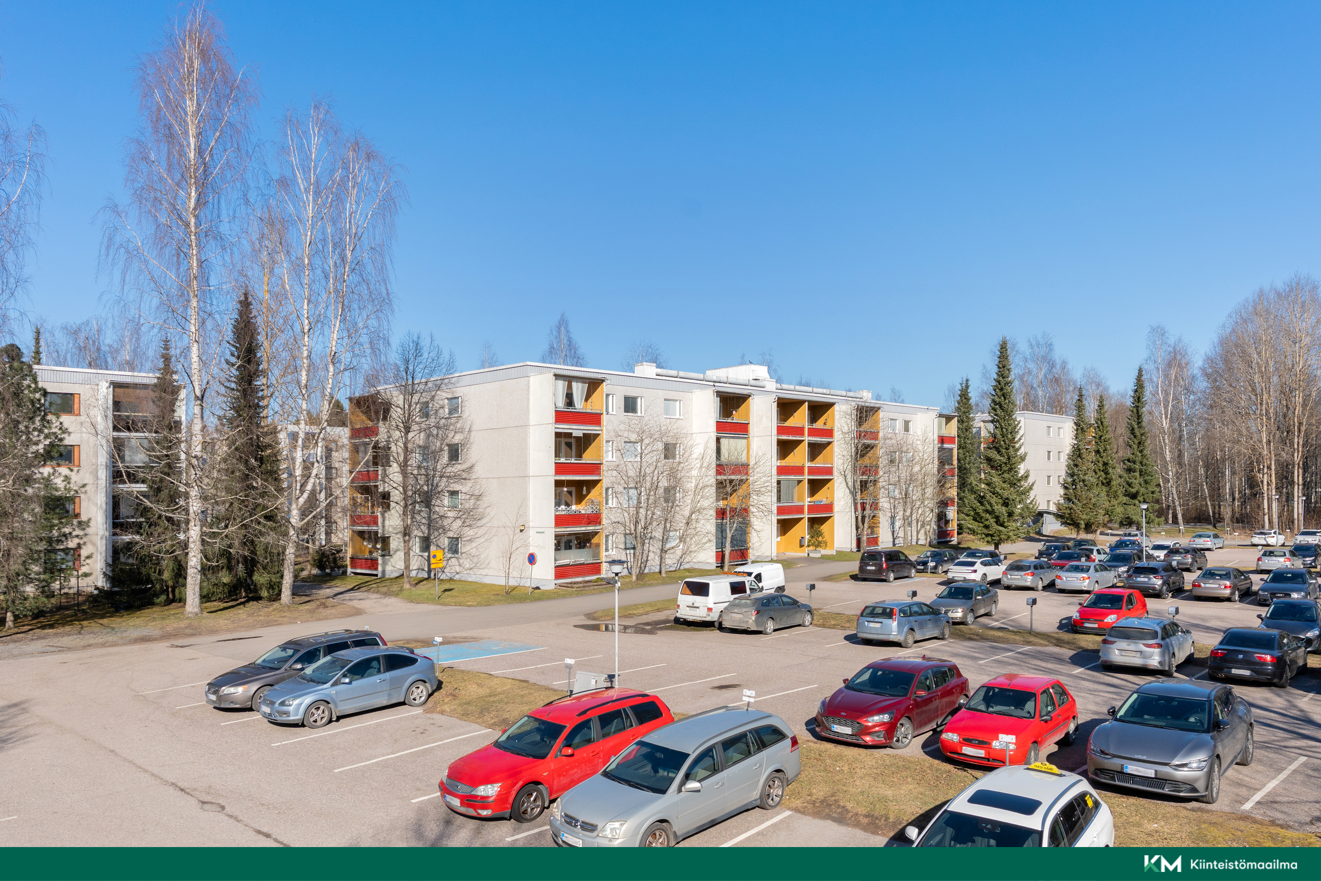 Lyhyt matka rautatiesemalle, harrastuksiin ja keskustan palveluihin.