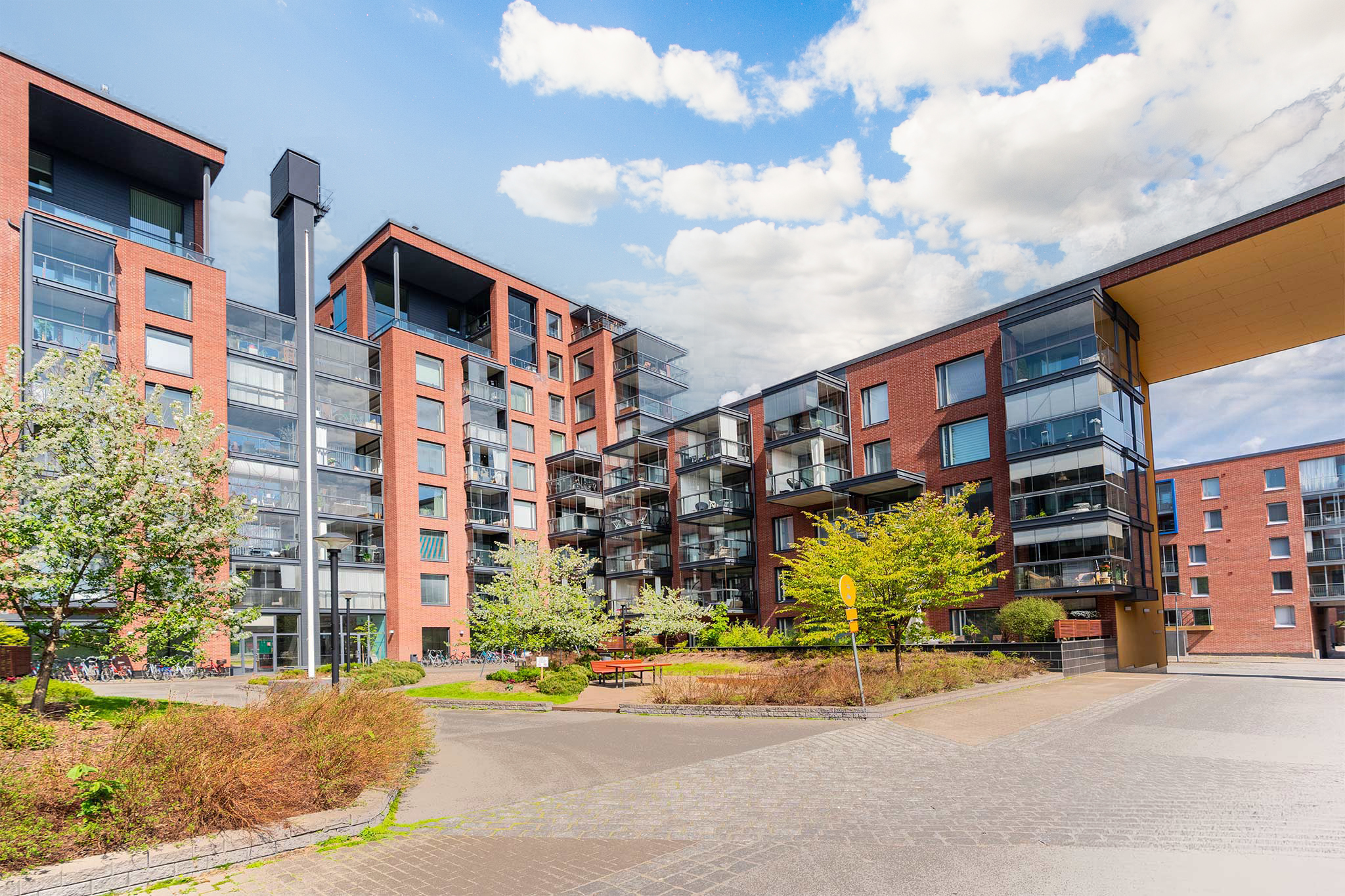 Voimakatu 2, Ratina, Tampere