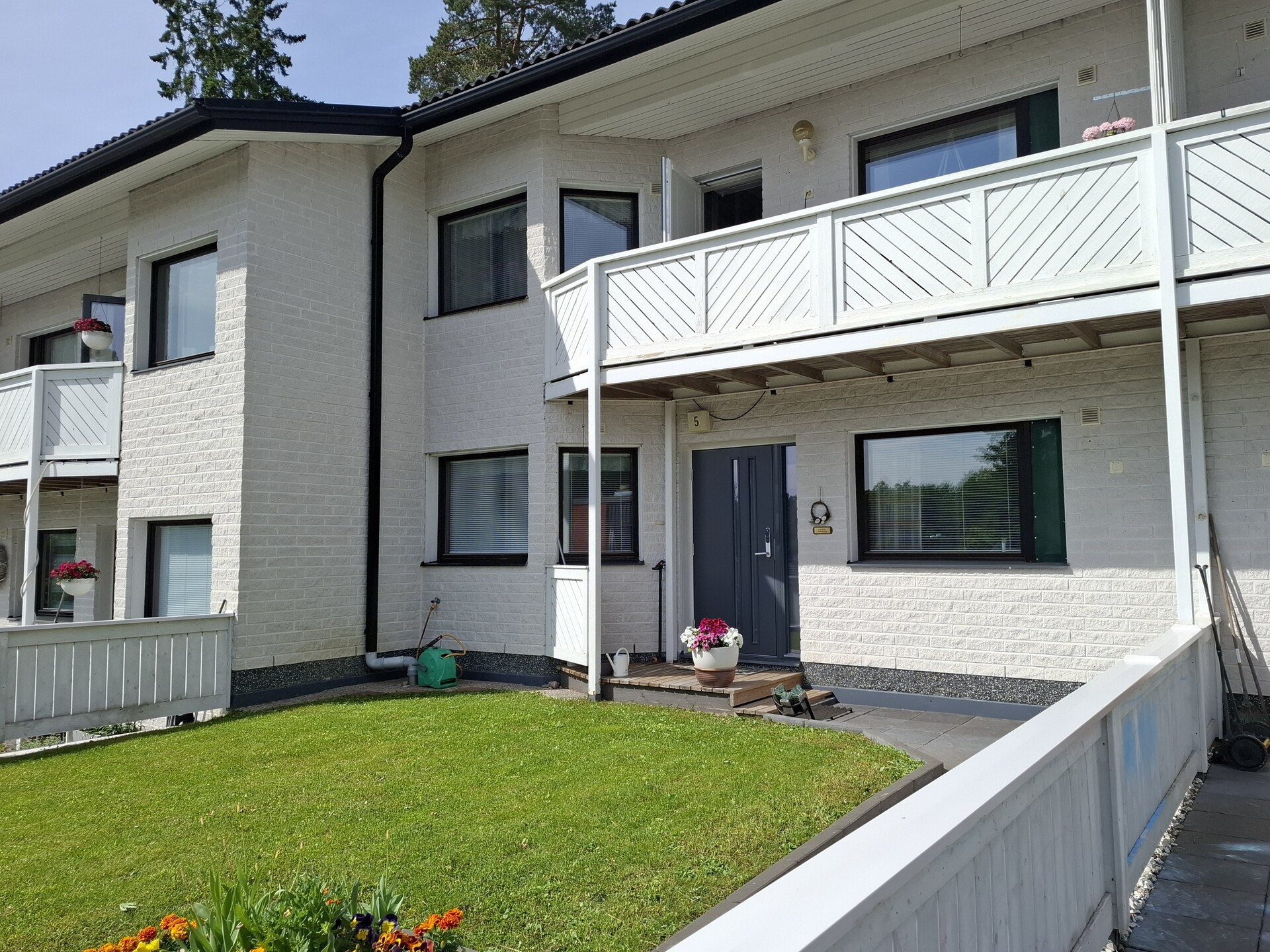 Kuuskulmankatu 3, Loutti, Järvenpää
