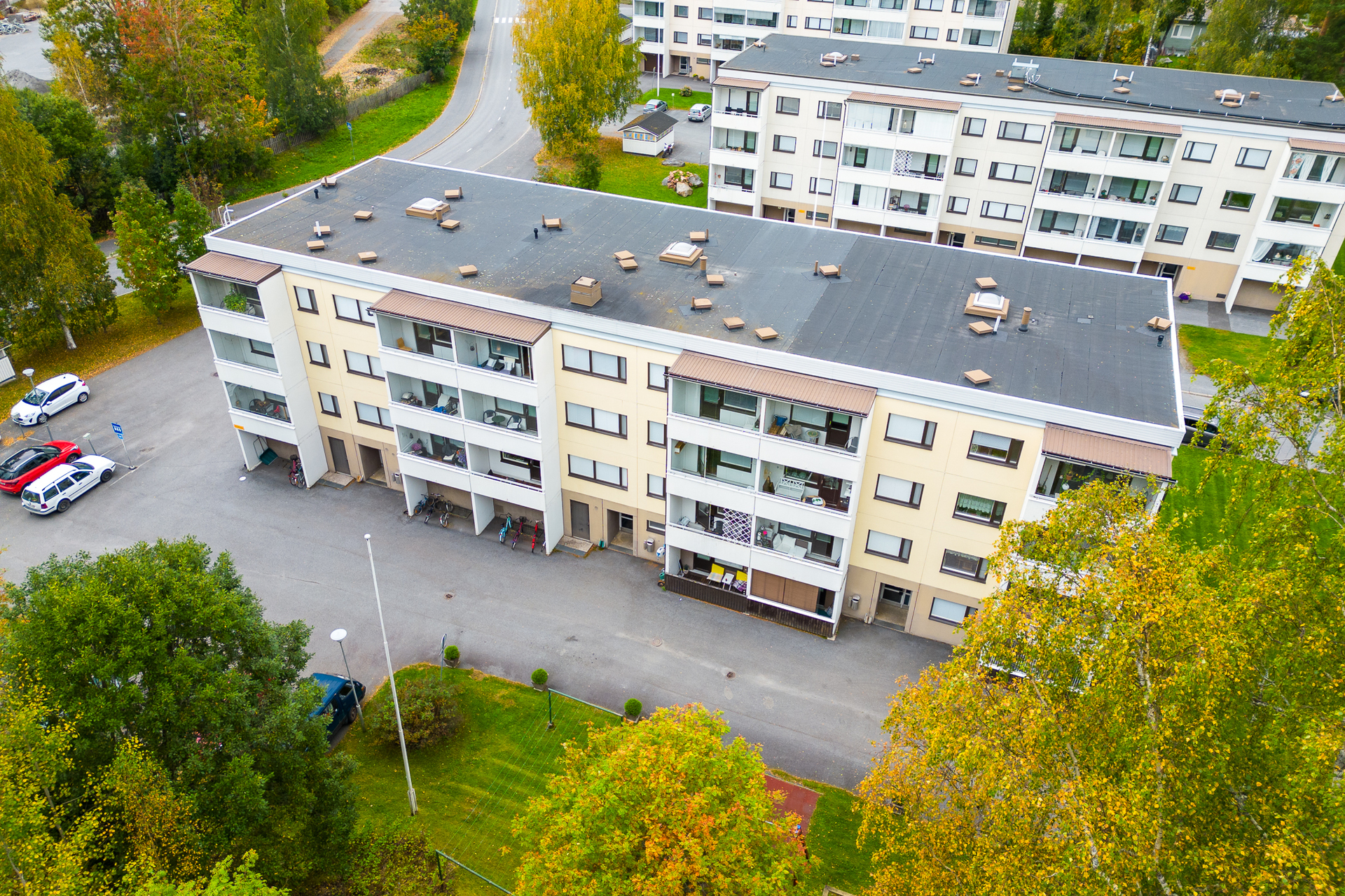 Peltotie 2, Valkeakoski