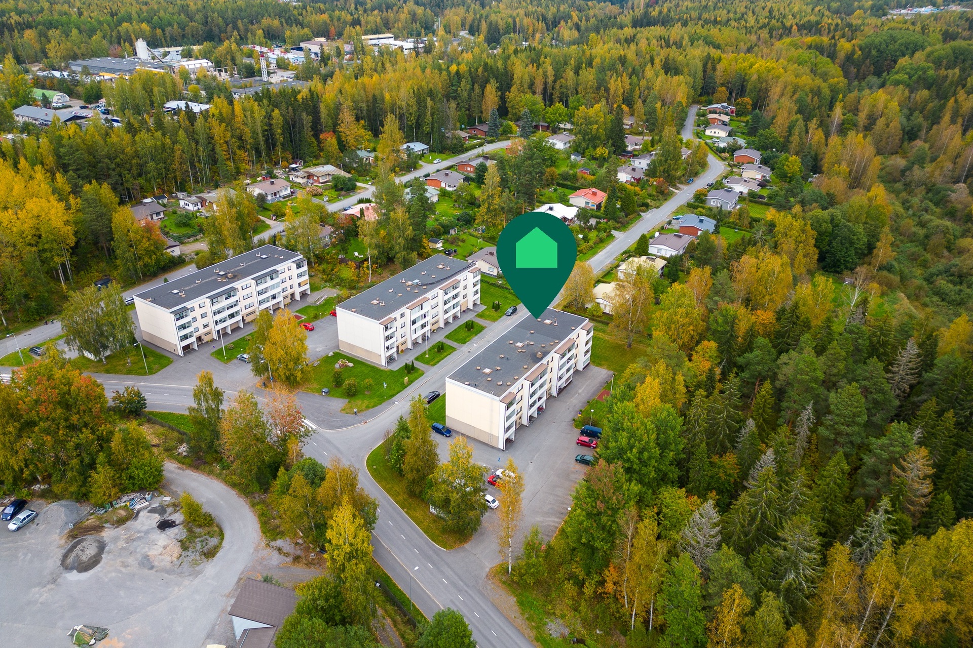 Peltotie 2, Valkeakoski