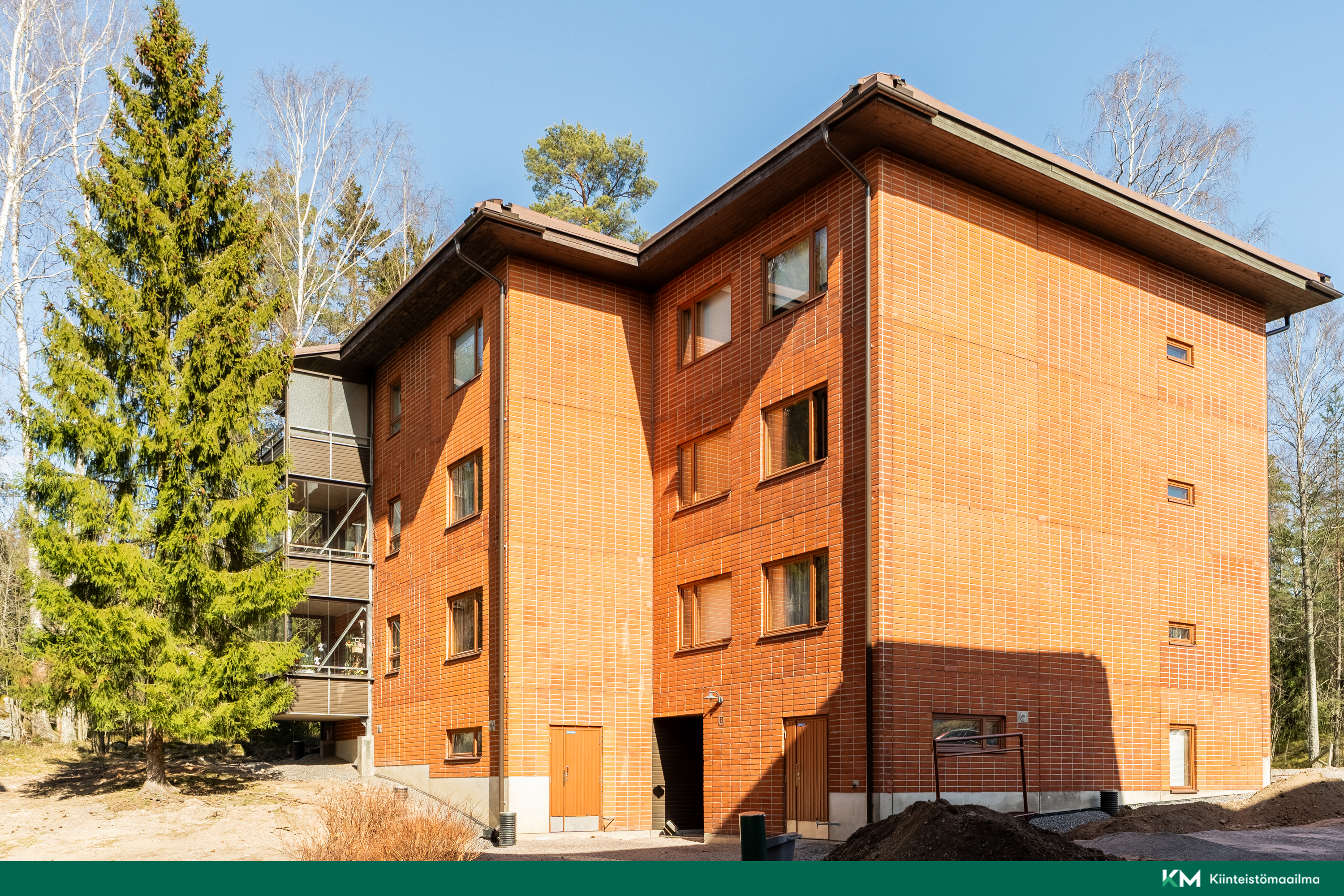 Saariselänkuja 1, Helsinki