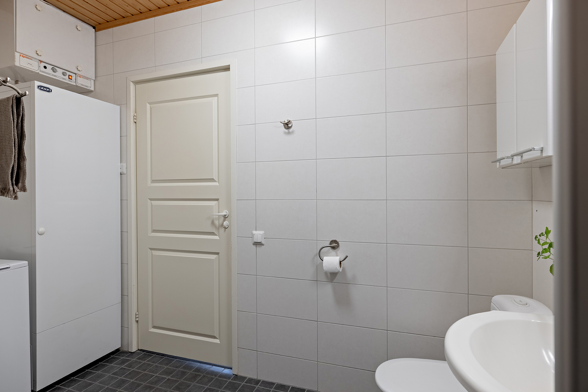 Perhotie 6, Kello, Oulu