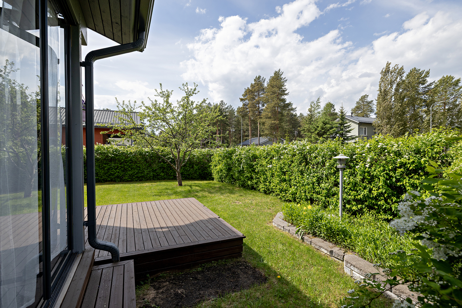 Perhotie 6, Kello, Oulu