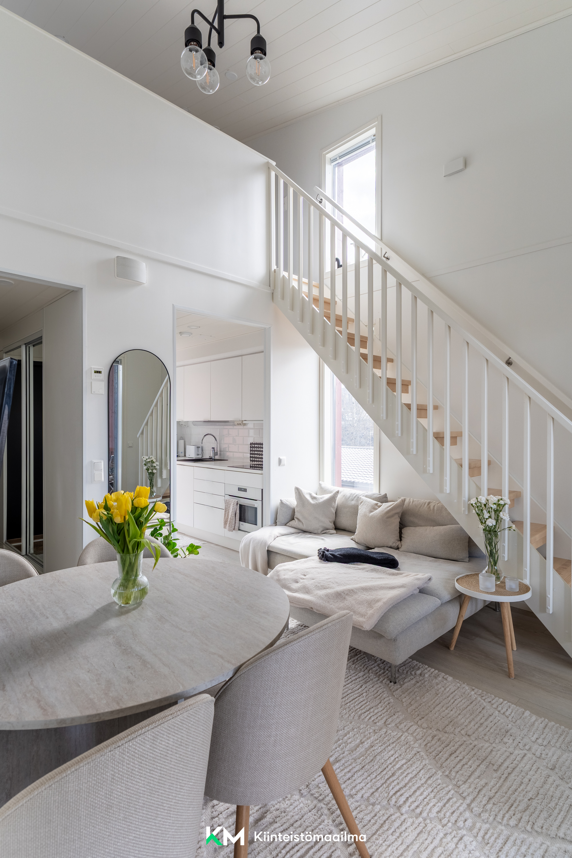 Neilikkatie 20, Vantaa