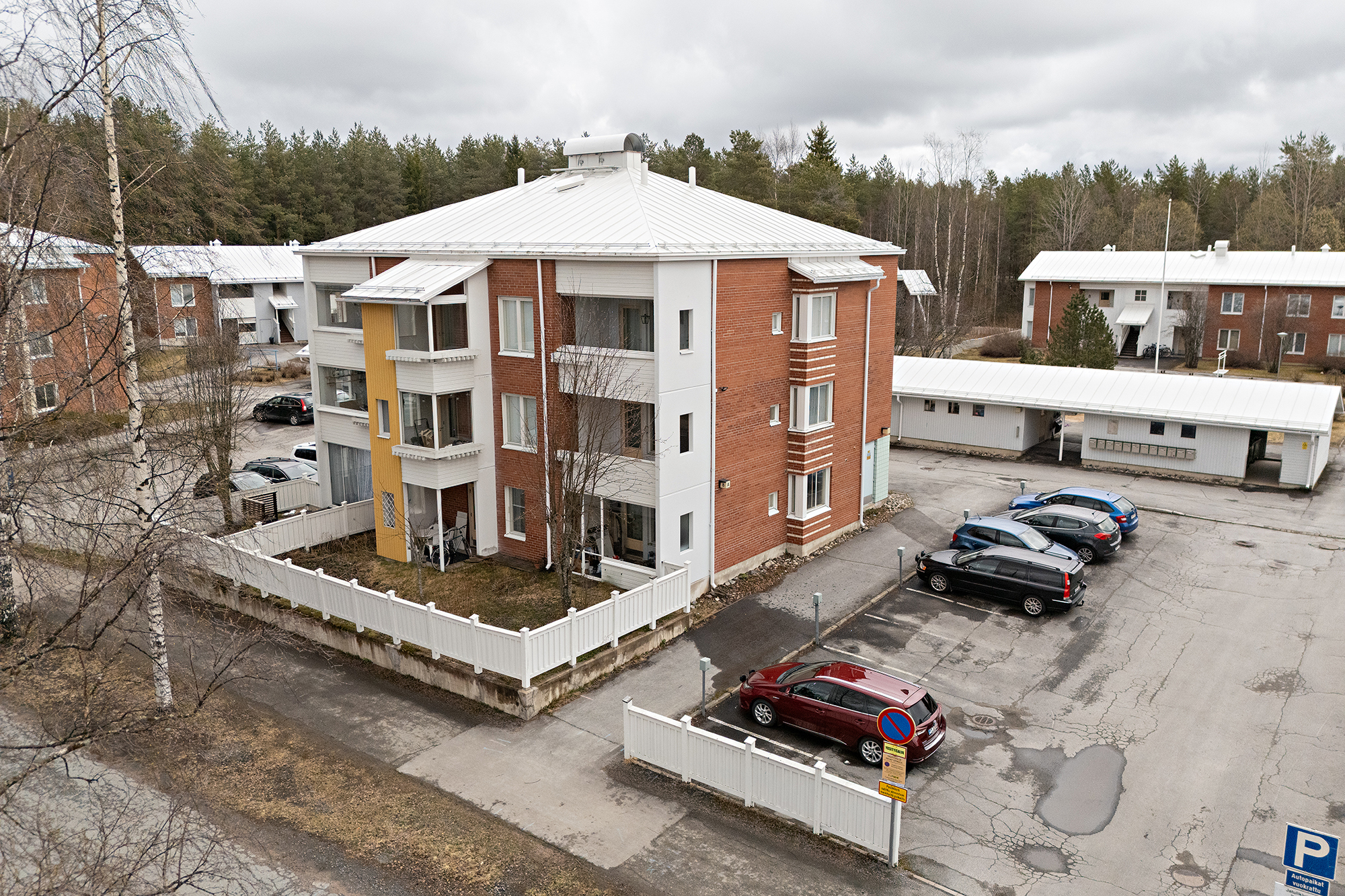 Jatulikivenkatu 8, Maikkula, Oulu