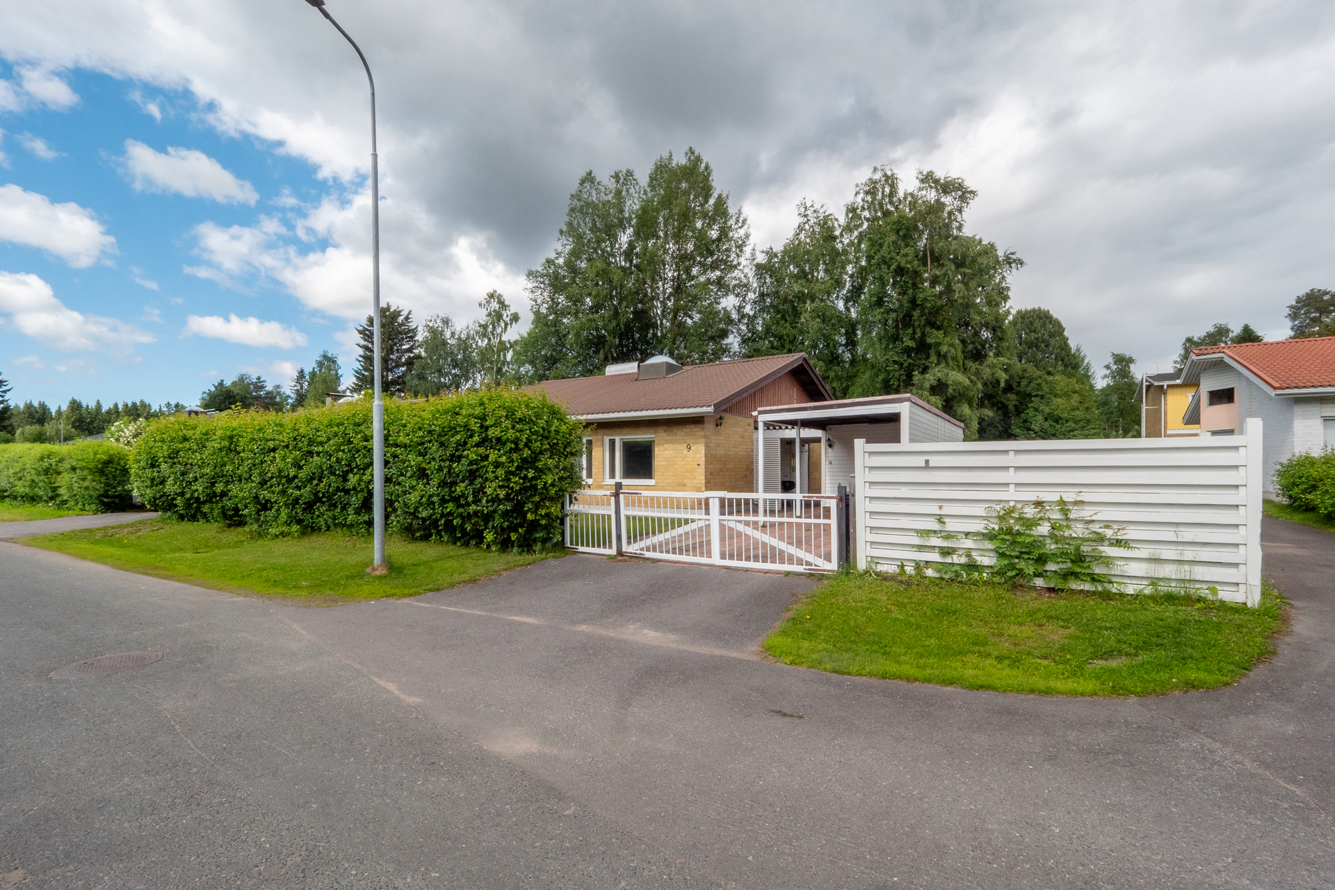 Kissapöllönkuja 9, Kuivasjärvi, Oulu