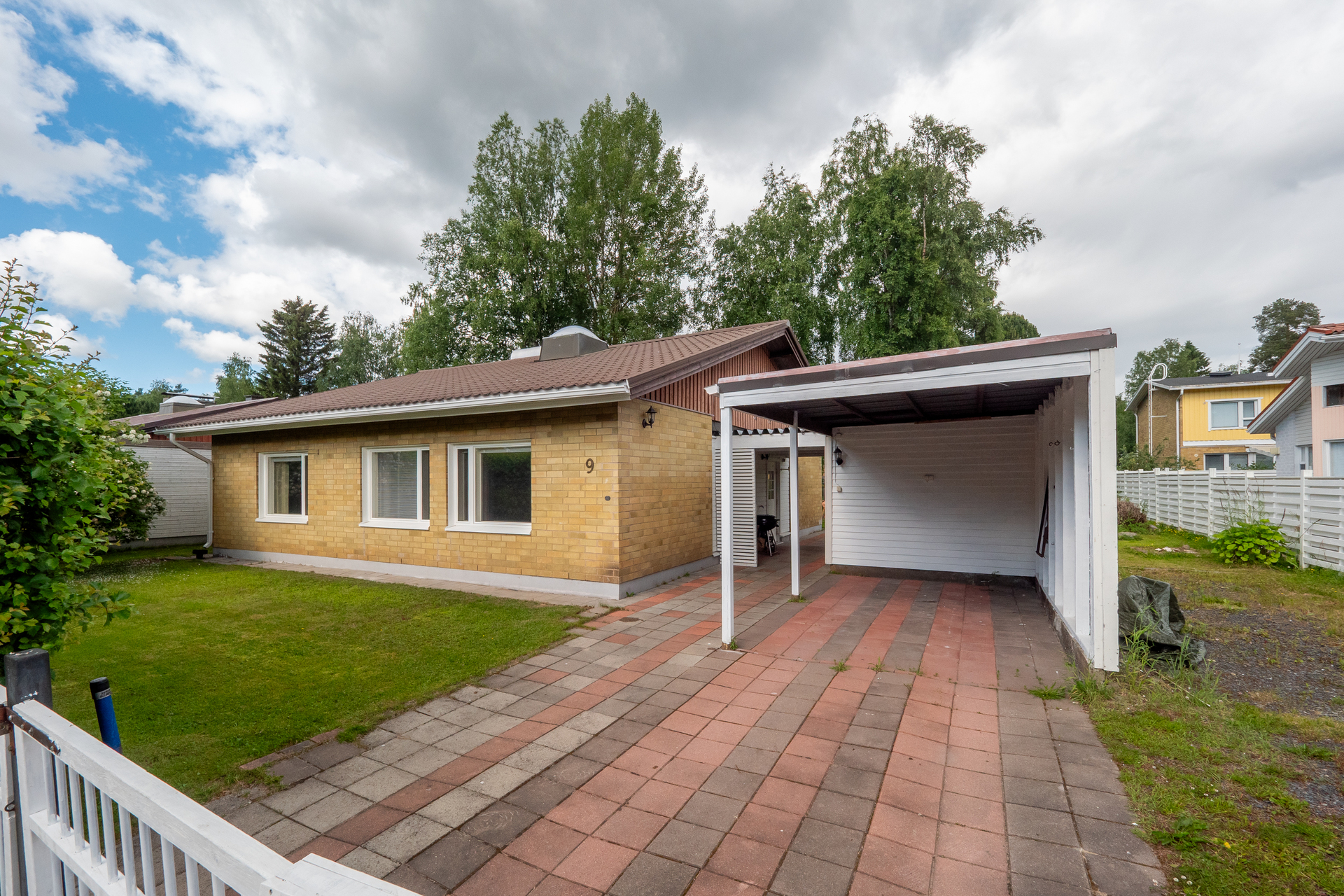 Kissapöllönkuja 9, Kuivasjärvi, Oulu