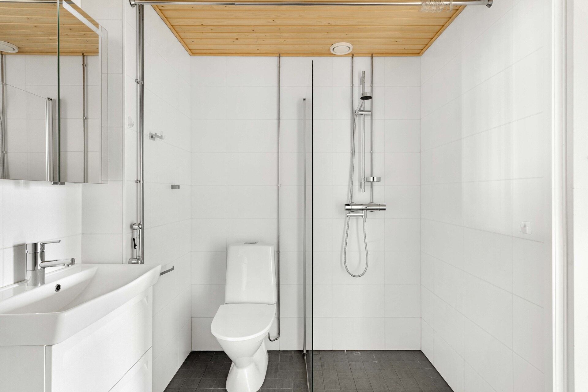 Talvikkitie 7, Tikkurila, Vantaa