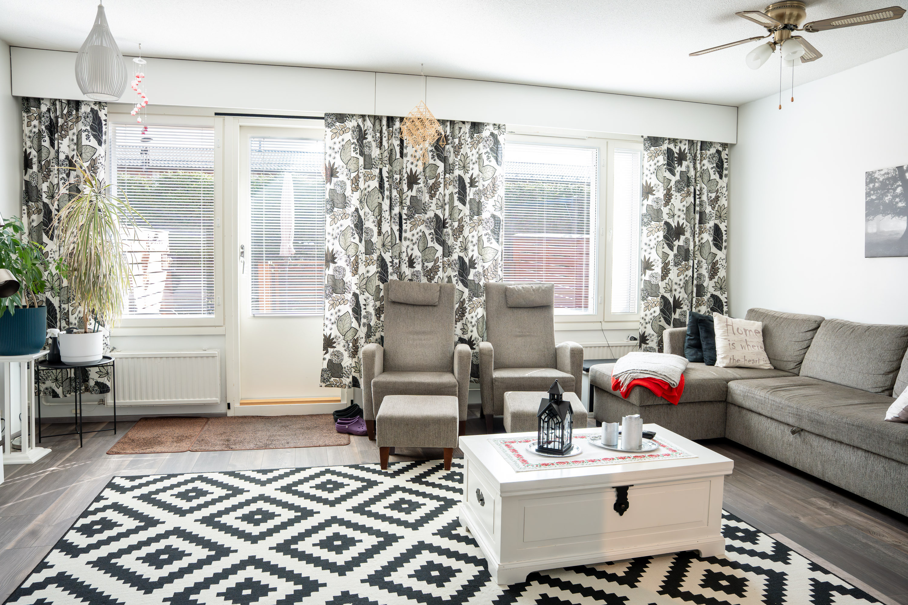 Velhontie 12, Kajaani