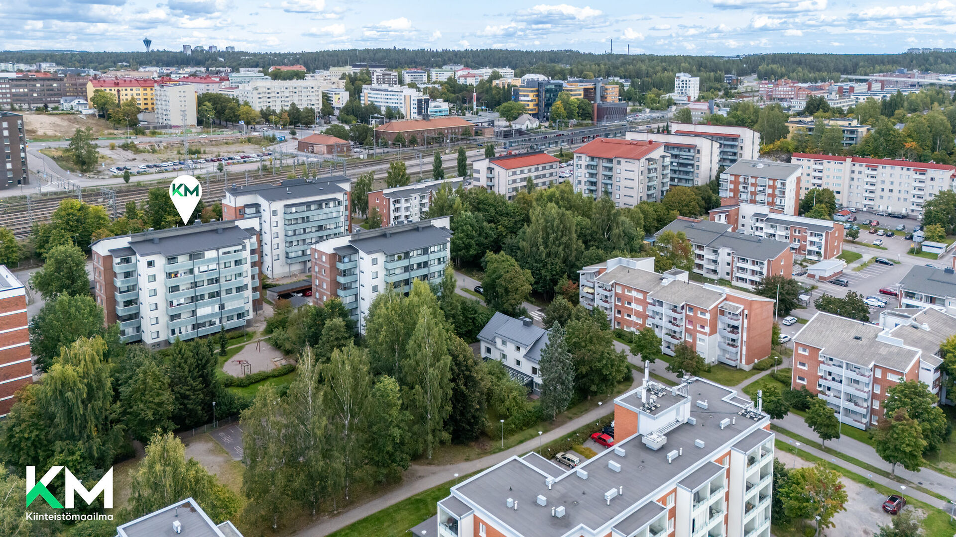 Radansivunkatu 10 , Asemantausta, Lahti