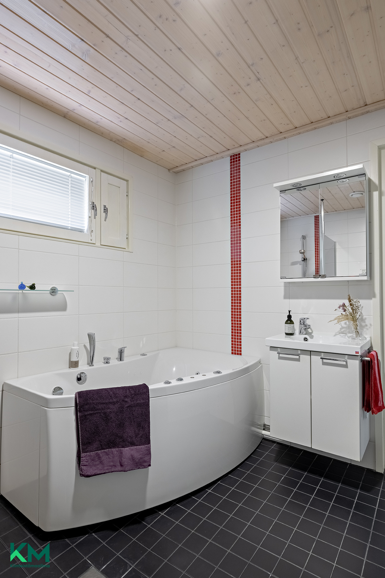Mannisentie 19, Kello, Oulu