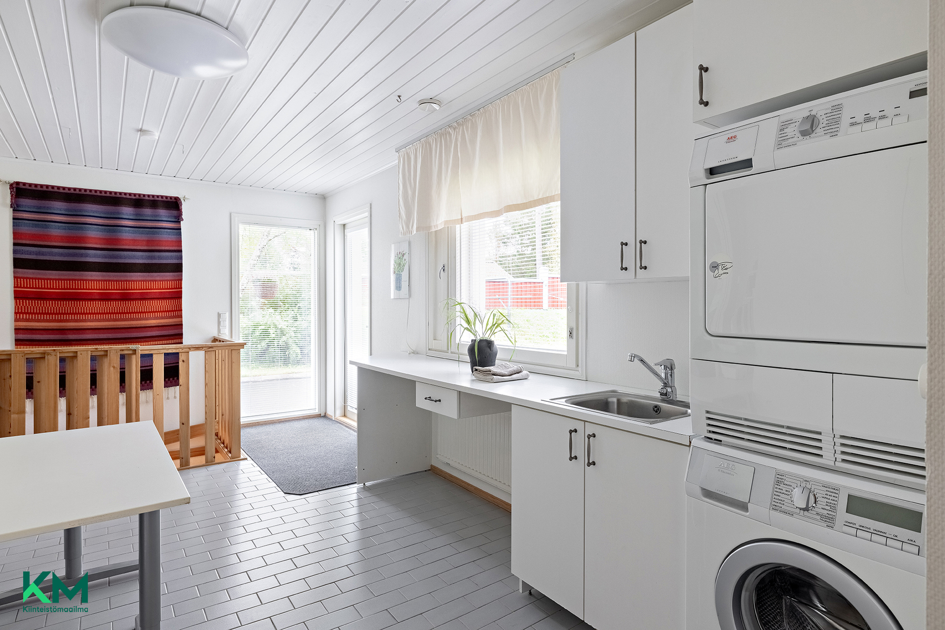 Mannisentie 19, Kello, Oulu