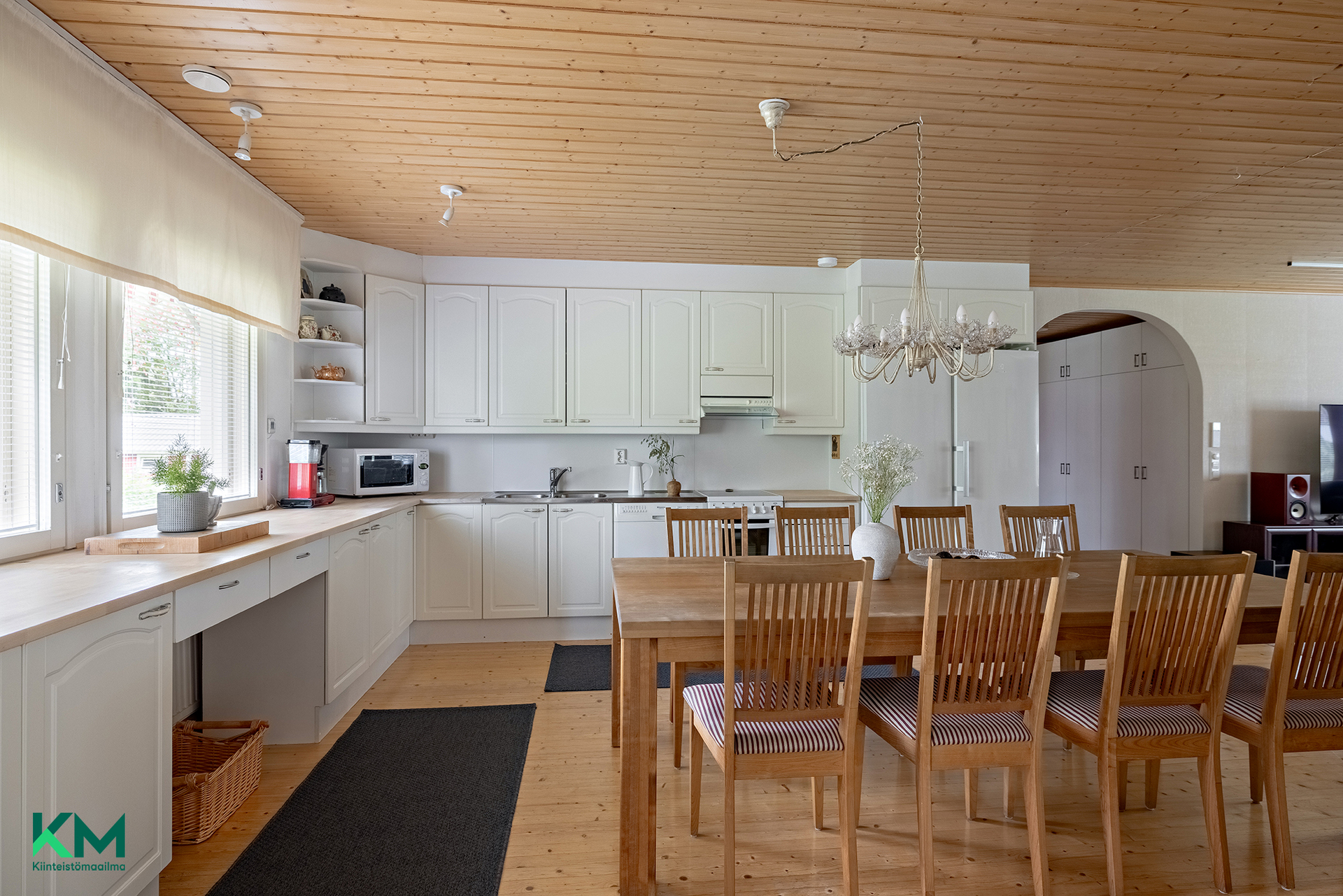 Mannisentie 19, Kello, Oulu