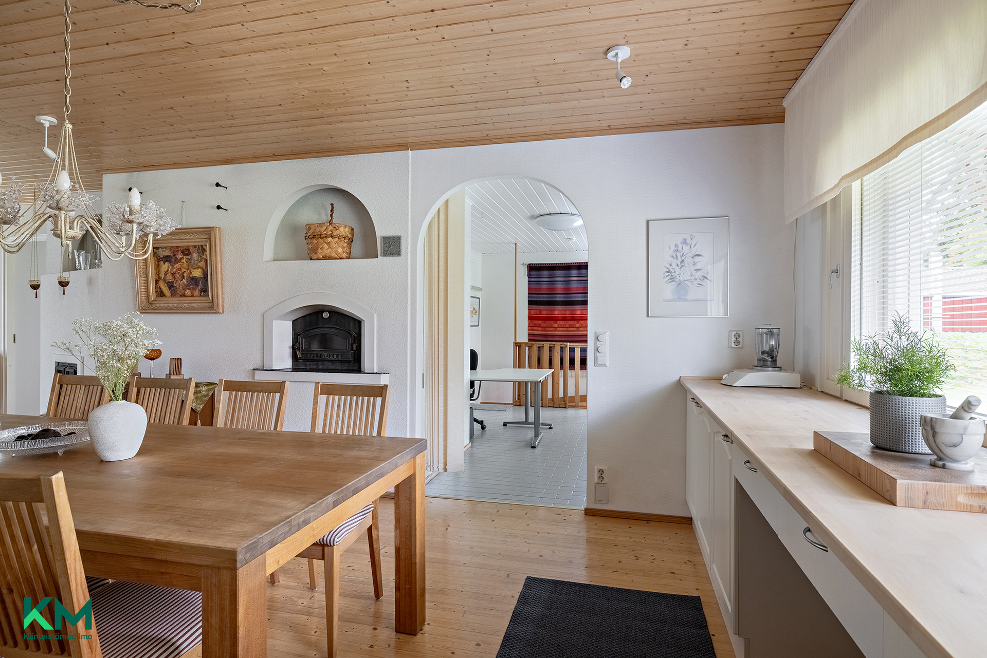 Mannisentie 19, Kello, Oulu