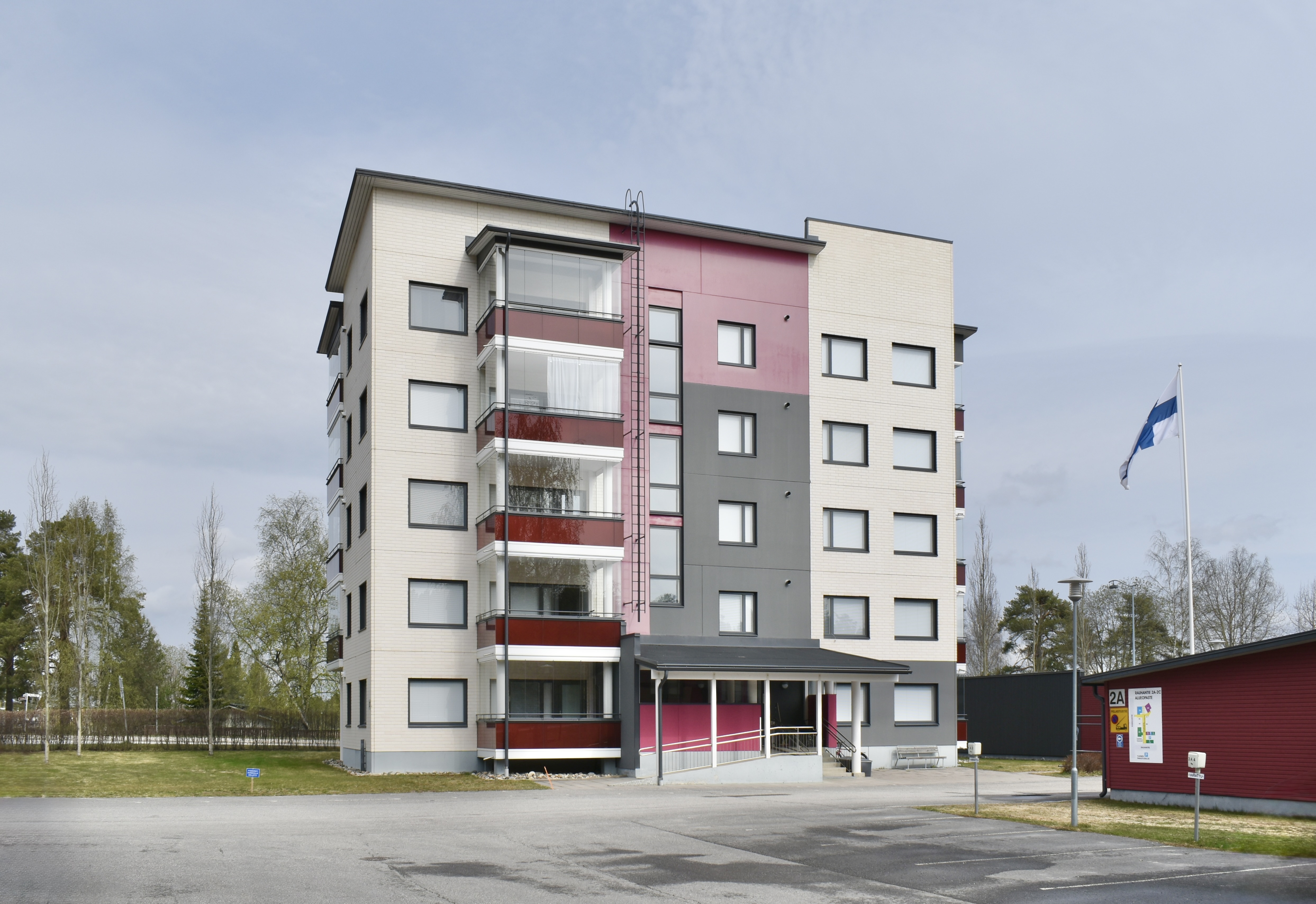 Rauhantie 2, Sotkamo
