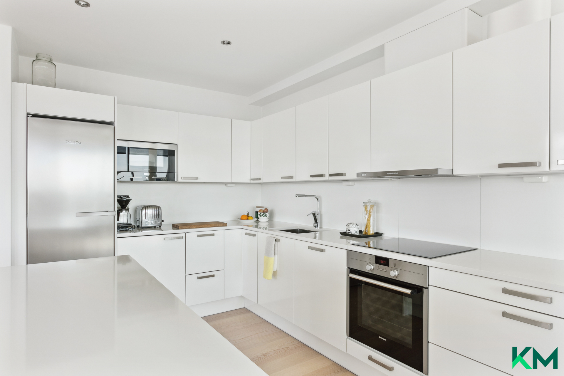 Melkonkatu 10, Lauttasaari, Helsinki