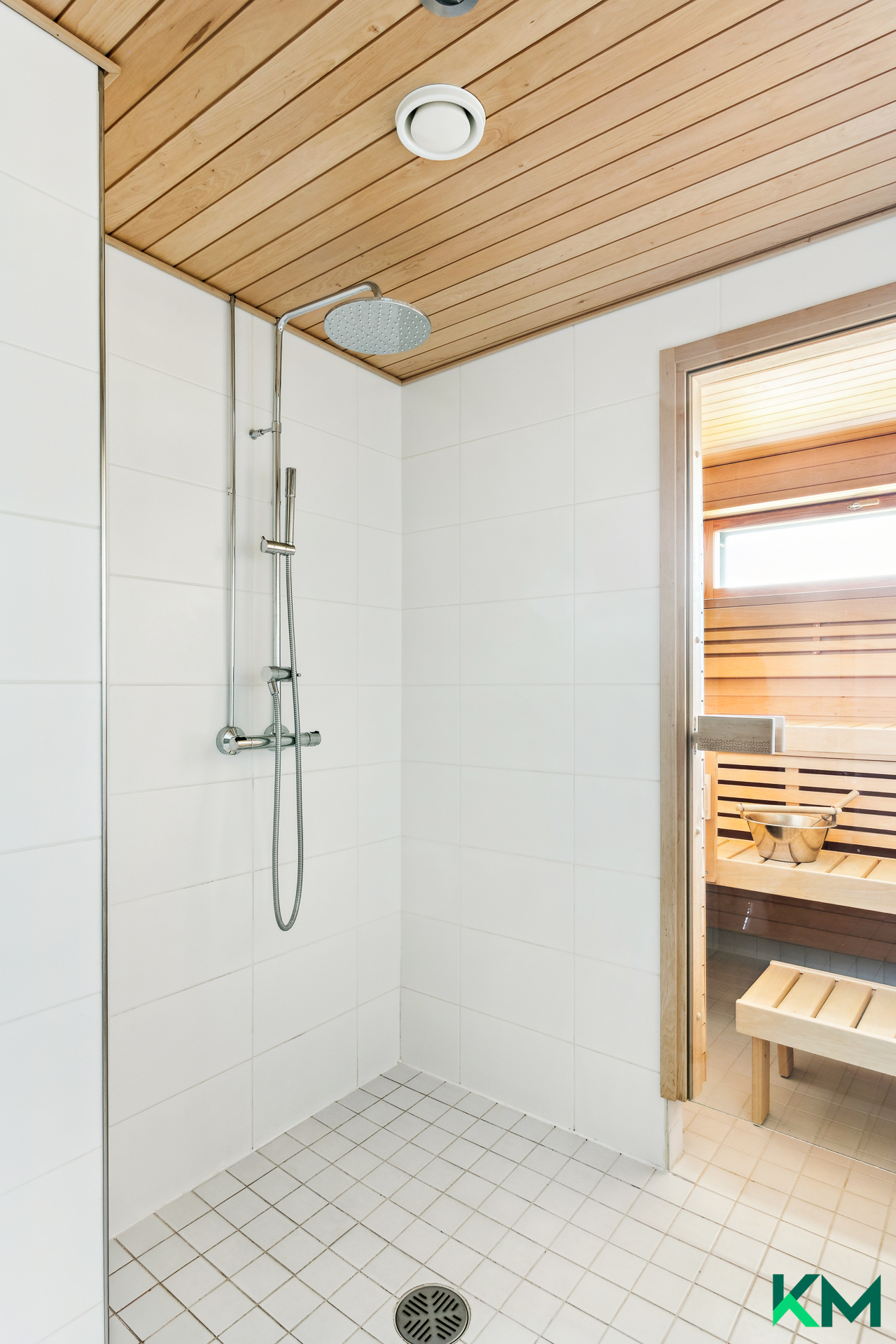 Melkonkatu 10, Lauttasaari, Helsinki