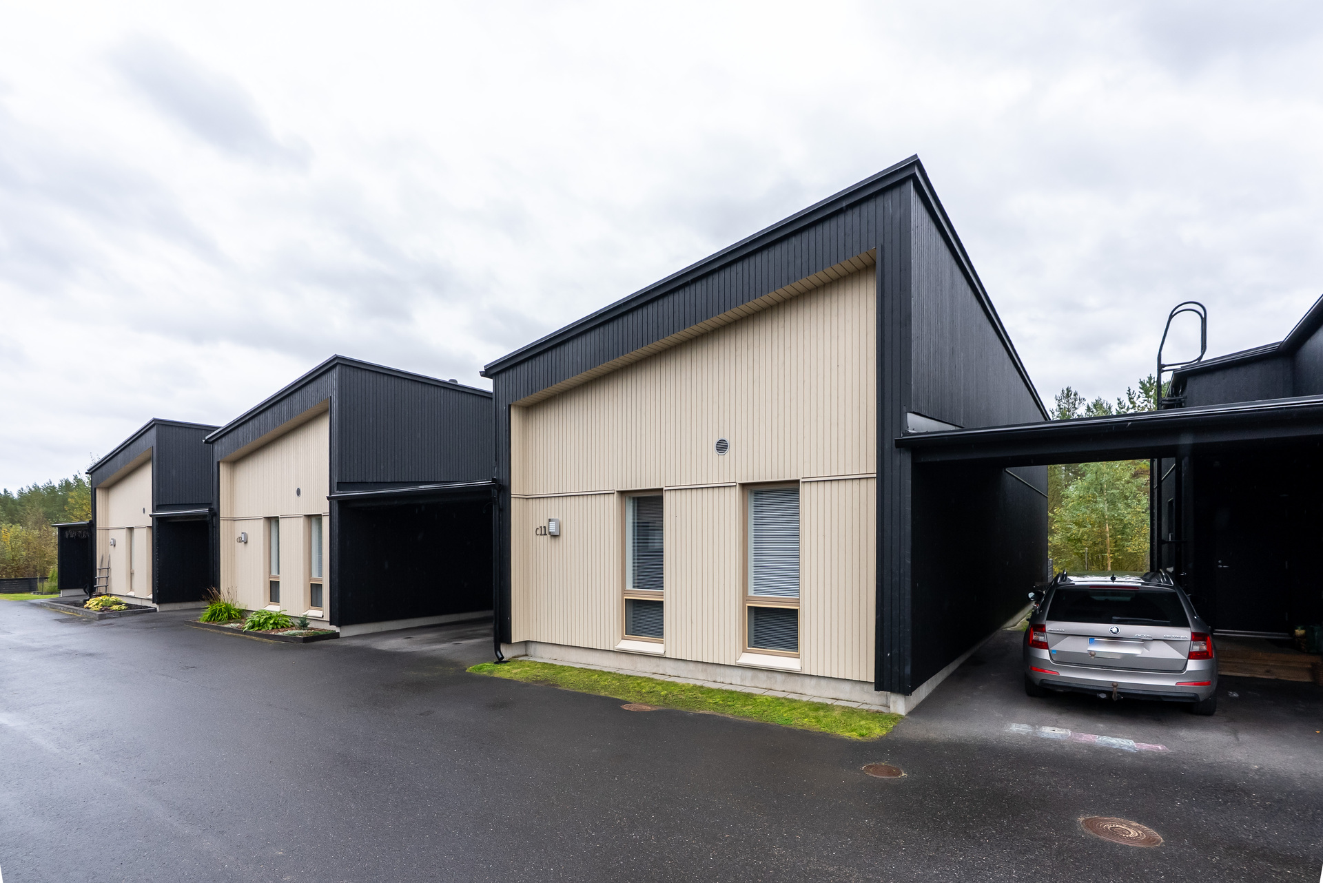 Sarvisuontie 23, Kivikkokangas, oulu