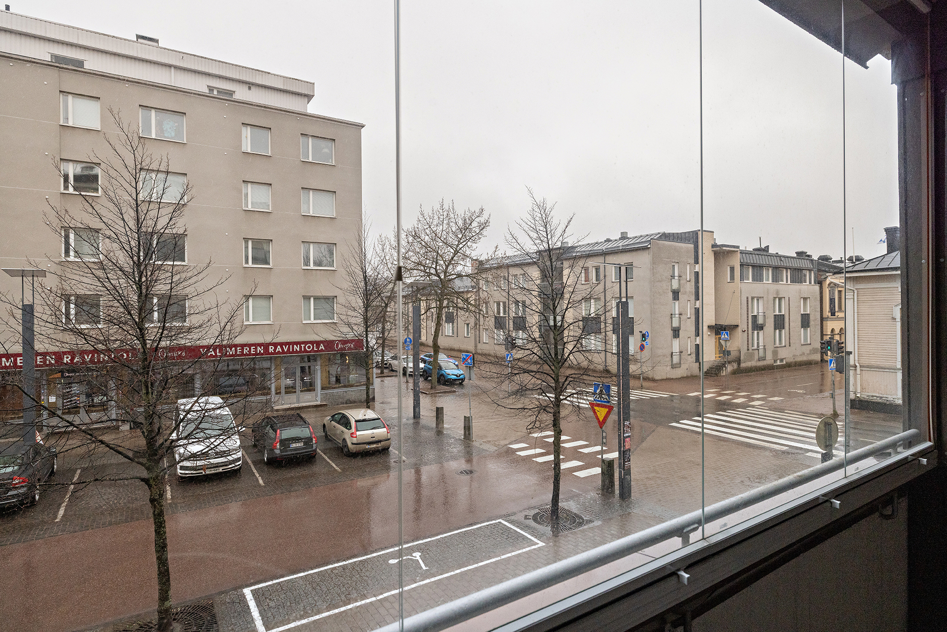 Pakkahuoneenkatu 5, Oulu
