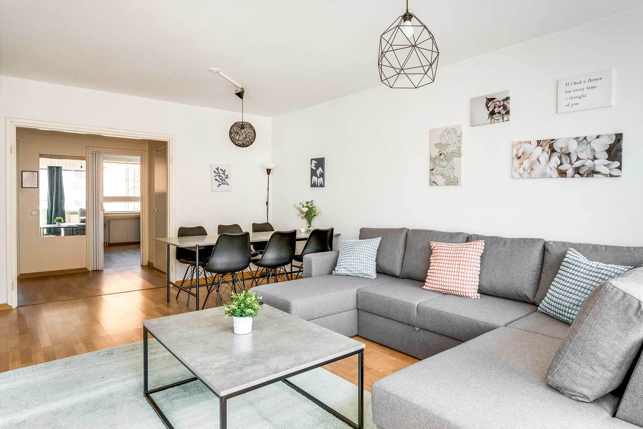 Itsenäisyydenkatu 15, Tampere