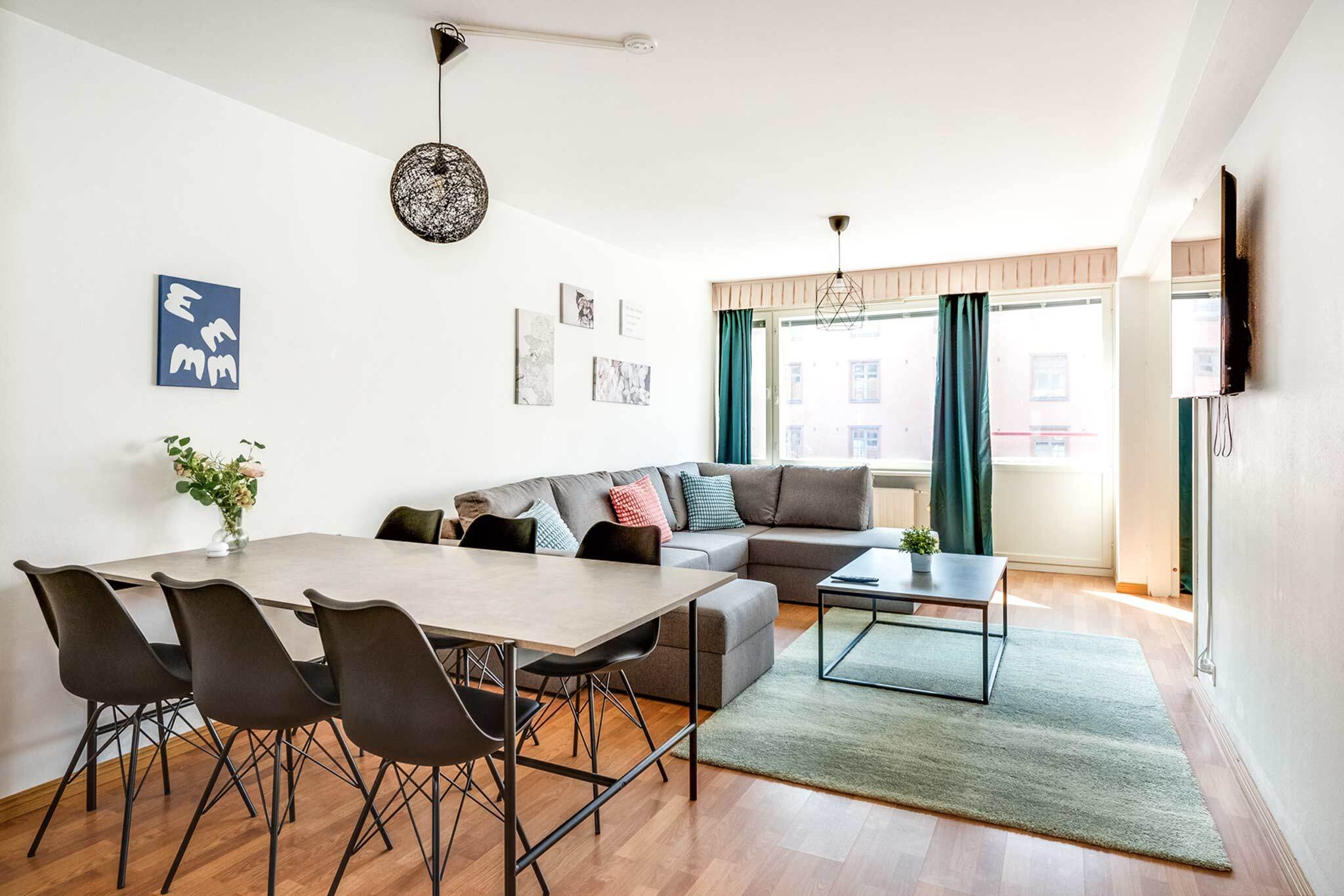 Itsenäisyydenkatu 15, Tampere